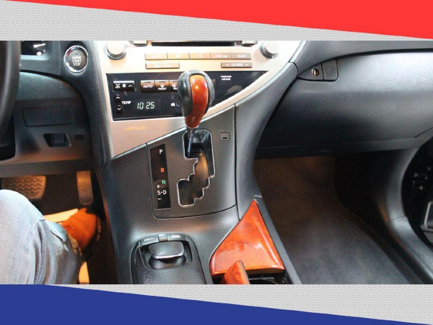 2010 Lexus RX 350 AWD (2T2BK1BA4AC) with an 3.5L V6 DOHC 24V engine, 5-Speed Automatic transmission, located at 5170 N La Cholla Blvd, Tucson, AZ, 85705, (520) 989-0282, 32.228245, -111.011742 - 2010 Lexus RX 350 - Photo#21