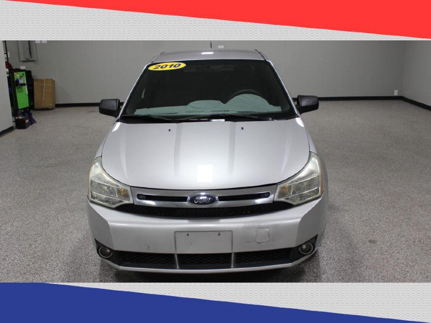 2010 Ford Focus SE Sedan (1FAHP3FN3AW) with an 2.0L L4 DOHC 16V engine, Automatic transmission, located at 5170 N La Cholla Blvd, Tucson, AZ, 85705, (520) 989-0282, 32.228245, -111.011742 - 2010 Ford Focus - Photo#7
