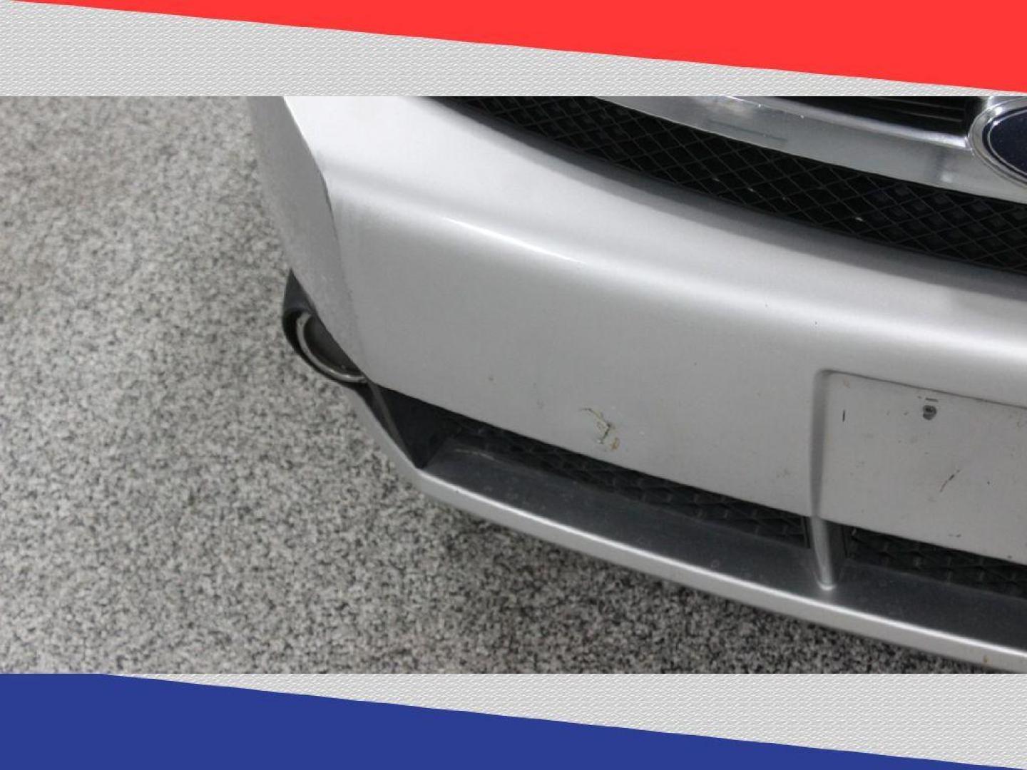 2010 Ford Focus SE Sedan (1FAHP3FN3AW) with an 2.0L L4 DOHC 16V engine, Automatic transmission, located at 5170 N La Cholla Blvd, Tucson, AZ, 85705, (520) 989-0282, 32.228245, -111.011742 - 2010 Ford Focus - Photo#27