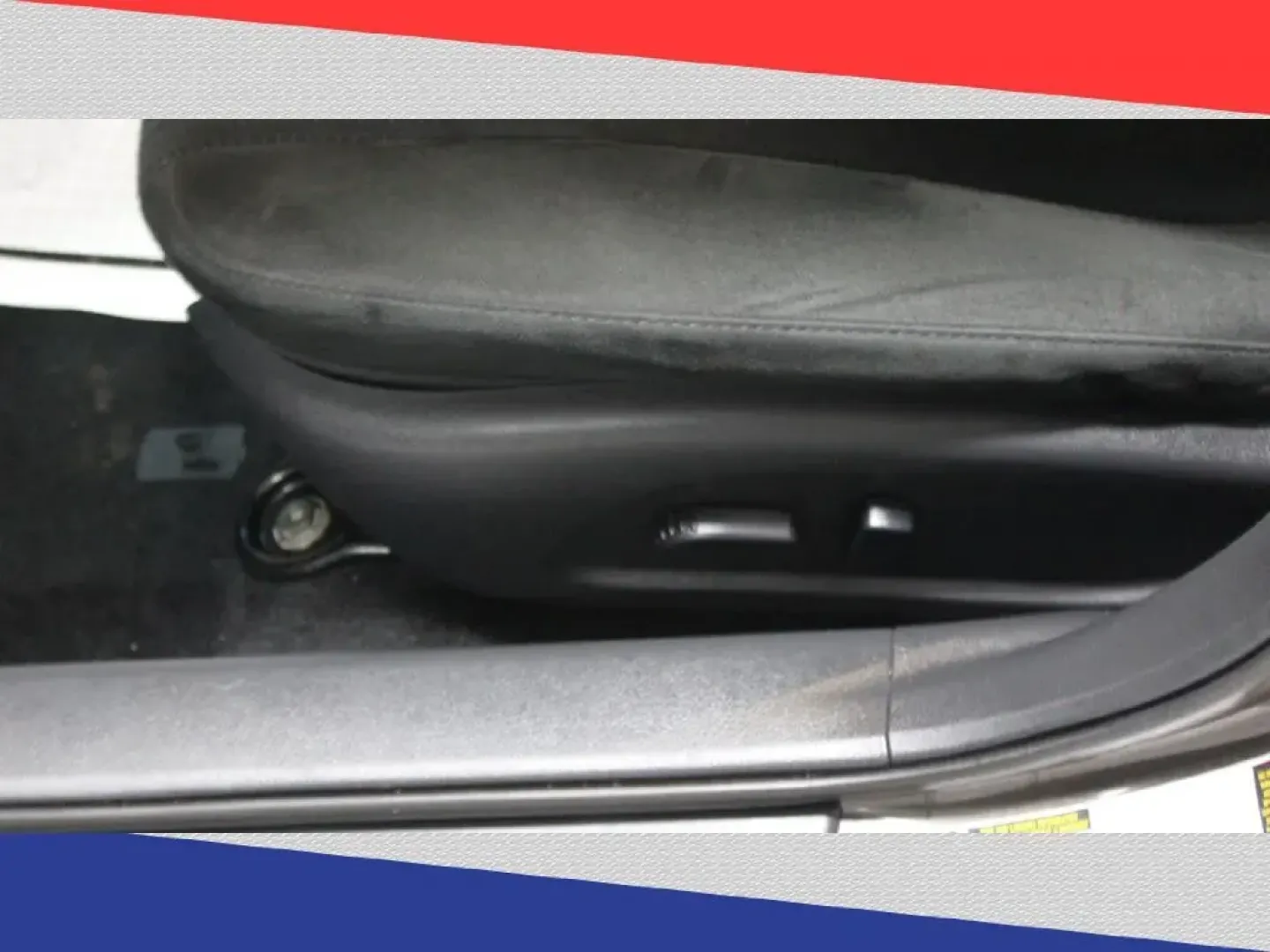 2015 Nissan Altima 2.5 S (1N4AL3AP4FN) with an 2.5L L4 DOHC 16V engine, Continuously Variable Transmission transmission, located at 5170 N La Cholla Blvd, Tucson, AZ, 85705, (520) 989-0282, 32.228245, -111.011742 - 2015 Nissan Altima - Photo#13