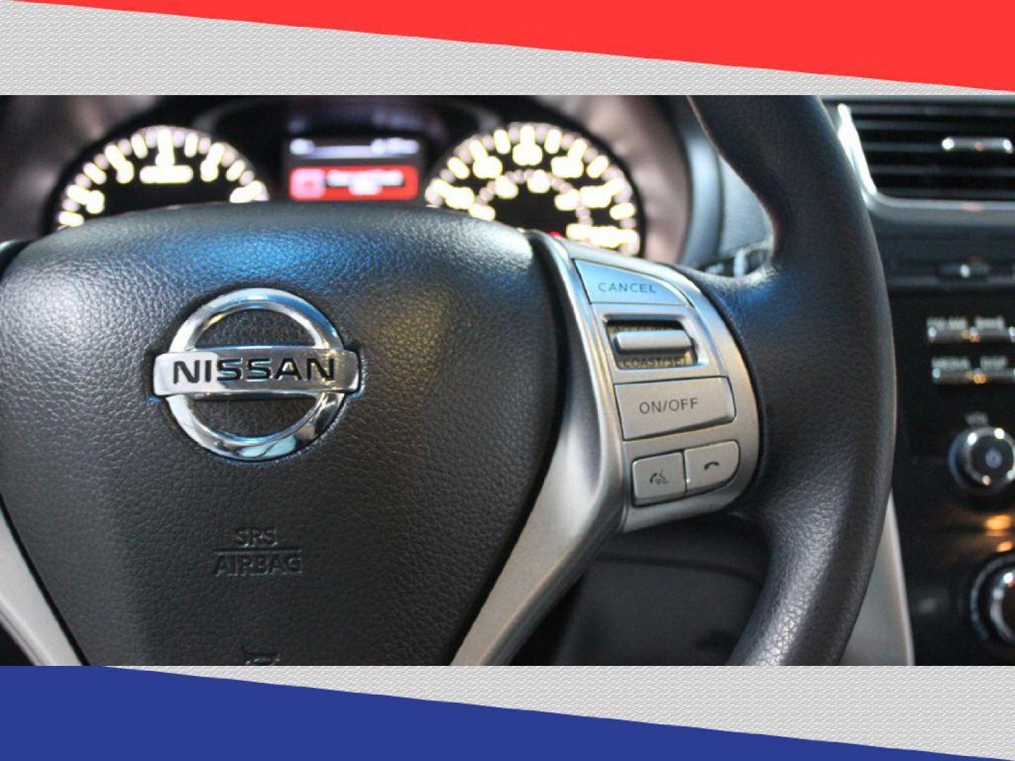 2015 Nissan Altima 2.5 S (1N4AL3AP4FN) with an 2.5L L4 DOHC 16V engine, Continuously Variable Transmission transmission, located at 5170 N La Cholla Blvd, Tucson, AZ, 85705, (520) 989-0282, 32.228245, -111.011742 - 2015 Nissan Altima - Photo#18