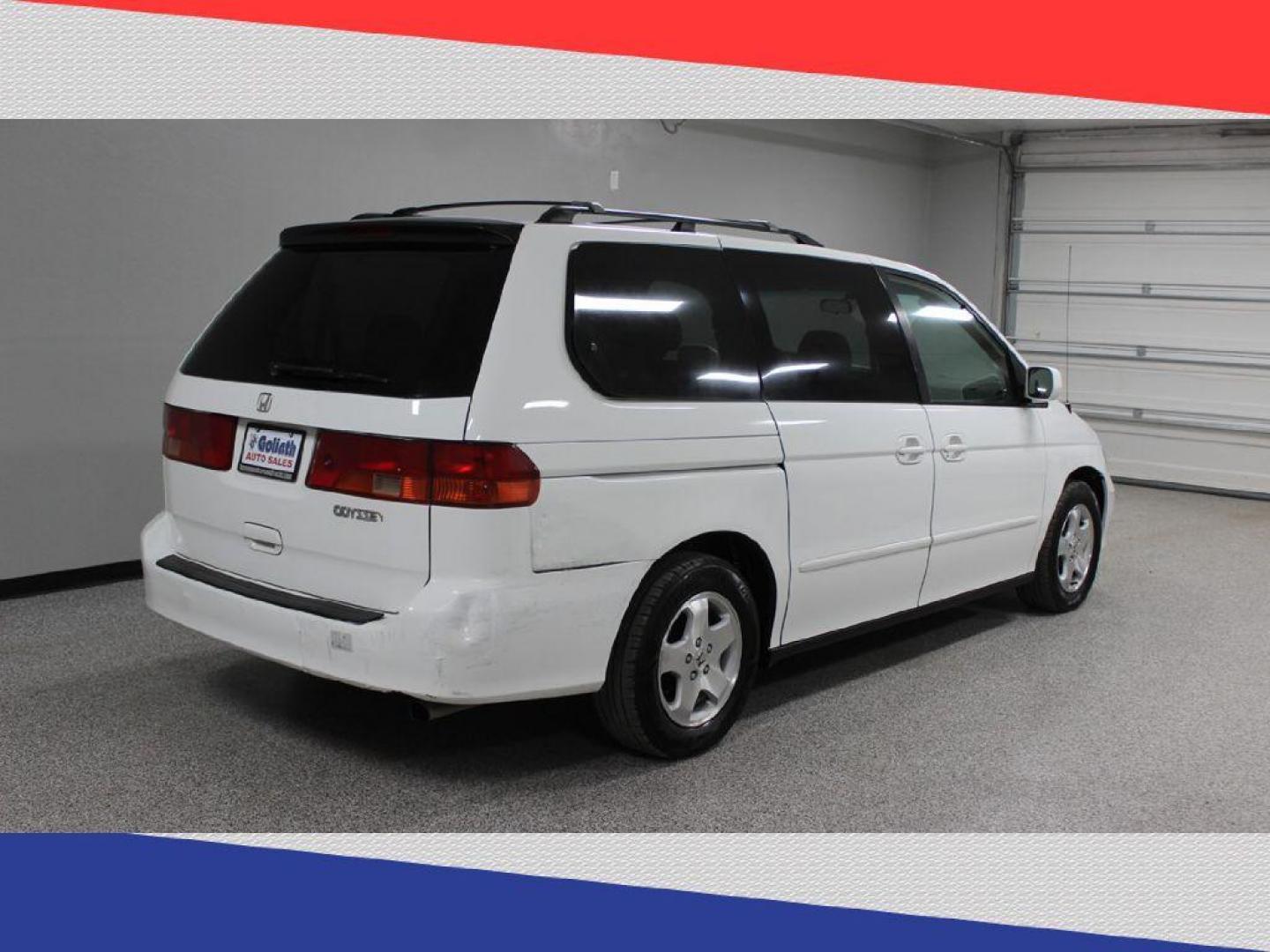 2000 Honda Odyssey EX (2HKRL1871YH) with an 3.5L V6 SOHC 24V engine, 4-Speed Automatic Overdrive transmission, located at 5170 N La Cholla Blvd, Tucson, AZ, 85705, (520) 989-0282, 32.228245, -111.011742 - 2000 Honda Odyssey - Photo#2
