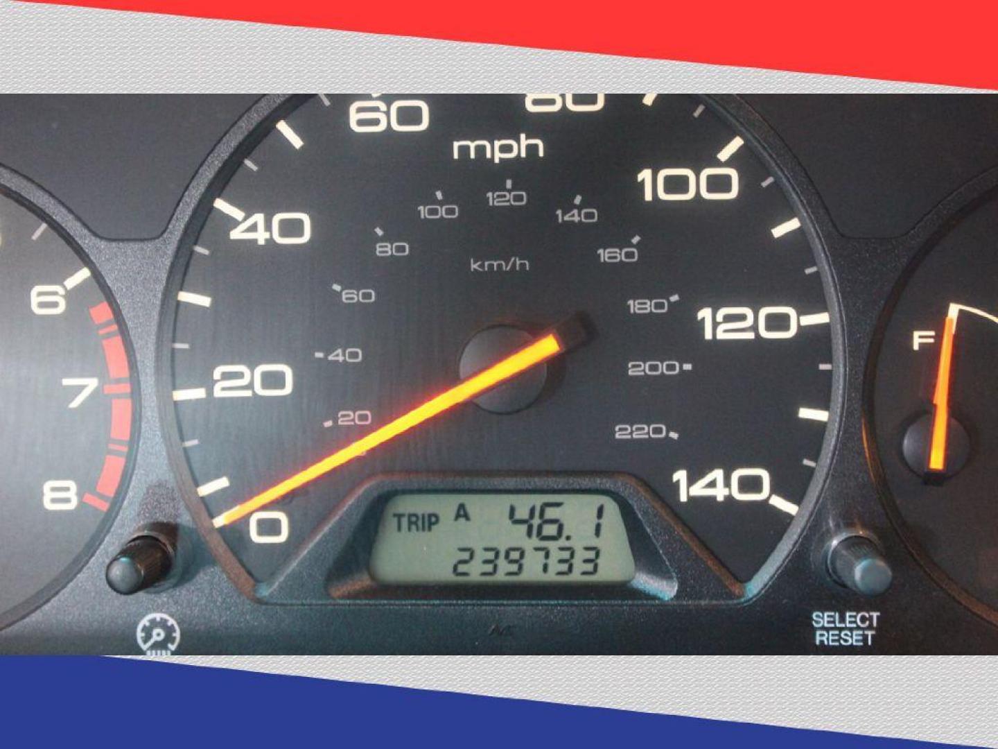 2000 Honda Odyssey EX (2HKRL1871YH) with an 3.5L V6 SOHC 24V engine, 4-Speed Automatic Overdrive transmission, located at 5170 N La Cholla Blvd, Tucson, AZ, 85705, (520) 989-0282, 32.228245, -111.011742 - 2000 Honda Odyssey - Photo#8