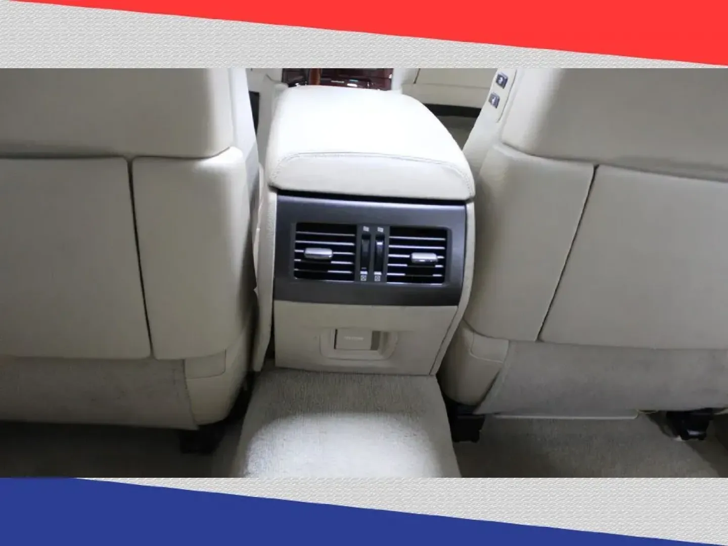 2010 Lexus LS 460 Luxury Sedan (JTHBL5EF9A5) with an 4.6L V8 DOHC 32V engine, 8-Speed Automatic transmission, located at 5170 N La Cholla Blvd, Tucson, AZ, 85705, (520) 989-0282, 32.228245, -111.011742 - 2010 Lexus LS 460 - Photo#28