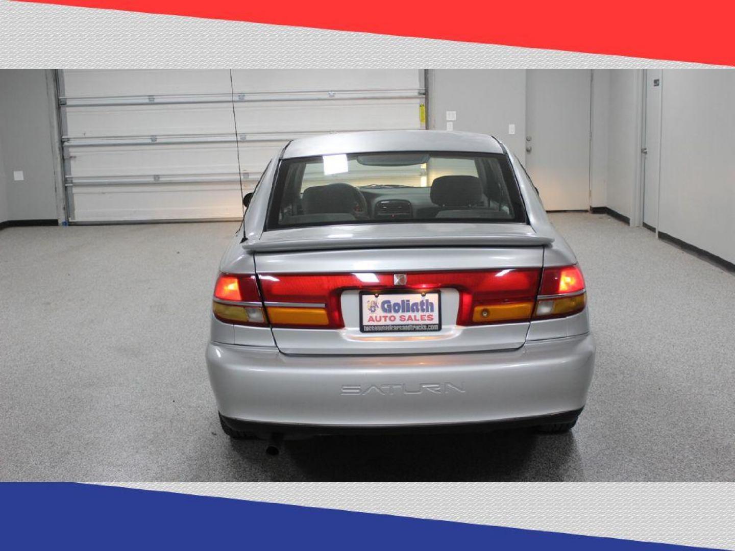 2001 Saturn LS LS1 (1G8JU52F61Y) with an 2.2L L4 DOHC 16V engine, 4-Speed Automatic Overdrive transmission, located at 5170 N La Cholla Blvd, Tucson, AZ, 85705, (520) 989-0282, 32.228245, -111.011742 - 2001 Saturn LS - Photo#3