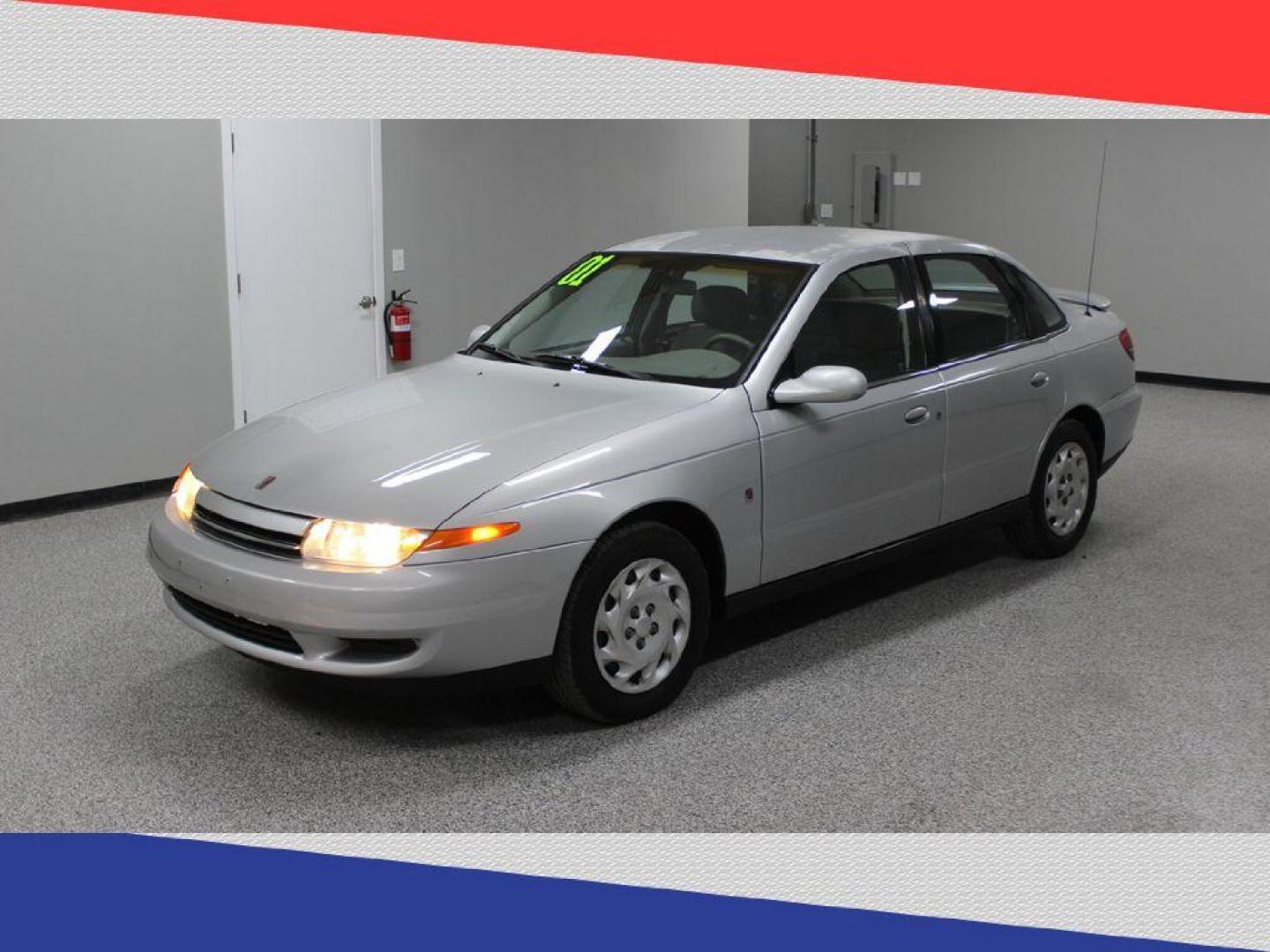 2001 Saturn LS LS1 (1G8JU52F61Y) with an 2.2L L4 DOHC 16V engine, 4-Speed Automatic Overdrive transmission, located at 5170 N La Cholla Blvd, Tucson, AZ, 85705, (520) 989-0282, 32.228245, -111.011742 - 2001 Saturn LS - Photo#6