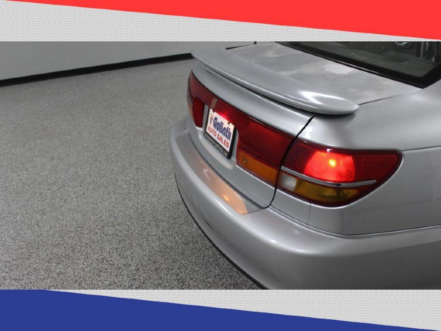 2001 Saturn LS LS1 (1G8JU52F61Y) with an 2.2L L4 DOHC 16V engine, 4-Speed Automatic Overdrive transmission, located at 5170 N La Cholla Blvd, Tucson, AZ, 85705, (520) 989-0282, 32.228245, -111.011742 - 2001 Saturn LS - Photo#25