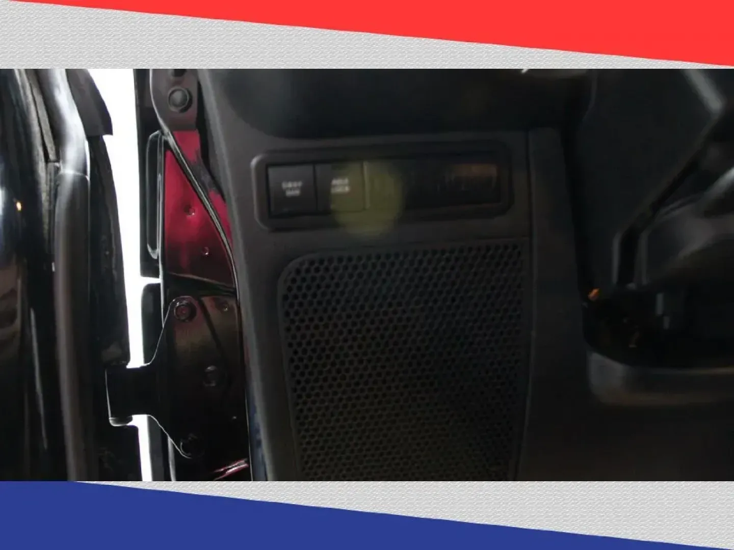 2016 Jeep Wrangler Unlimited Rubicon 4WD (1C4BJWFG4GL) with an 3.6L V6 DOHC 24V FFV engine, Automatic transmission, located at 5170 N La Cholla Blvd, Tucson, AZ, 85705, (520) 989-0282, 32.228245, -111.011742 - 2016 Jeep Wrangler - Photo#13