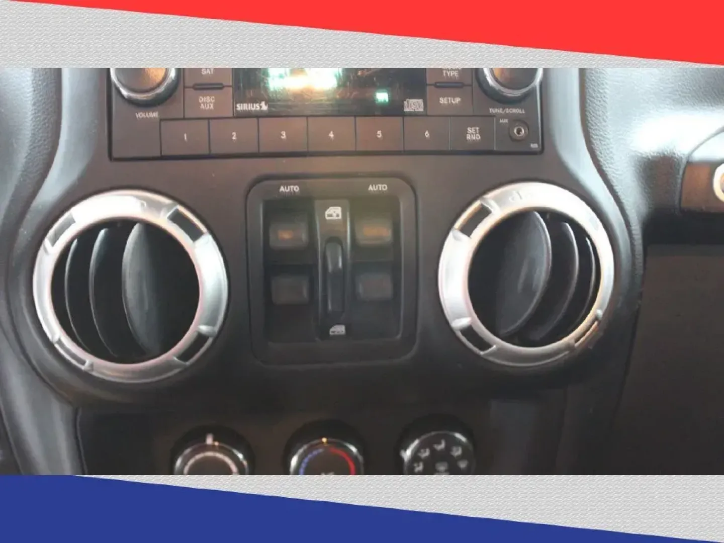 2016 Jeep Wrangler Unlimited Rubicon 4WD (1C4BJWFG4GL) with an 3.6L V6 DOHC 24V FFV engine, Automatic transmission, located at 5170 N La Cholla Blvd, Tucson, AZ, 85705, (520) 989-0282, 32.228245, -111.011742 - 2016 Jeep Wrangler - Photo#18