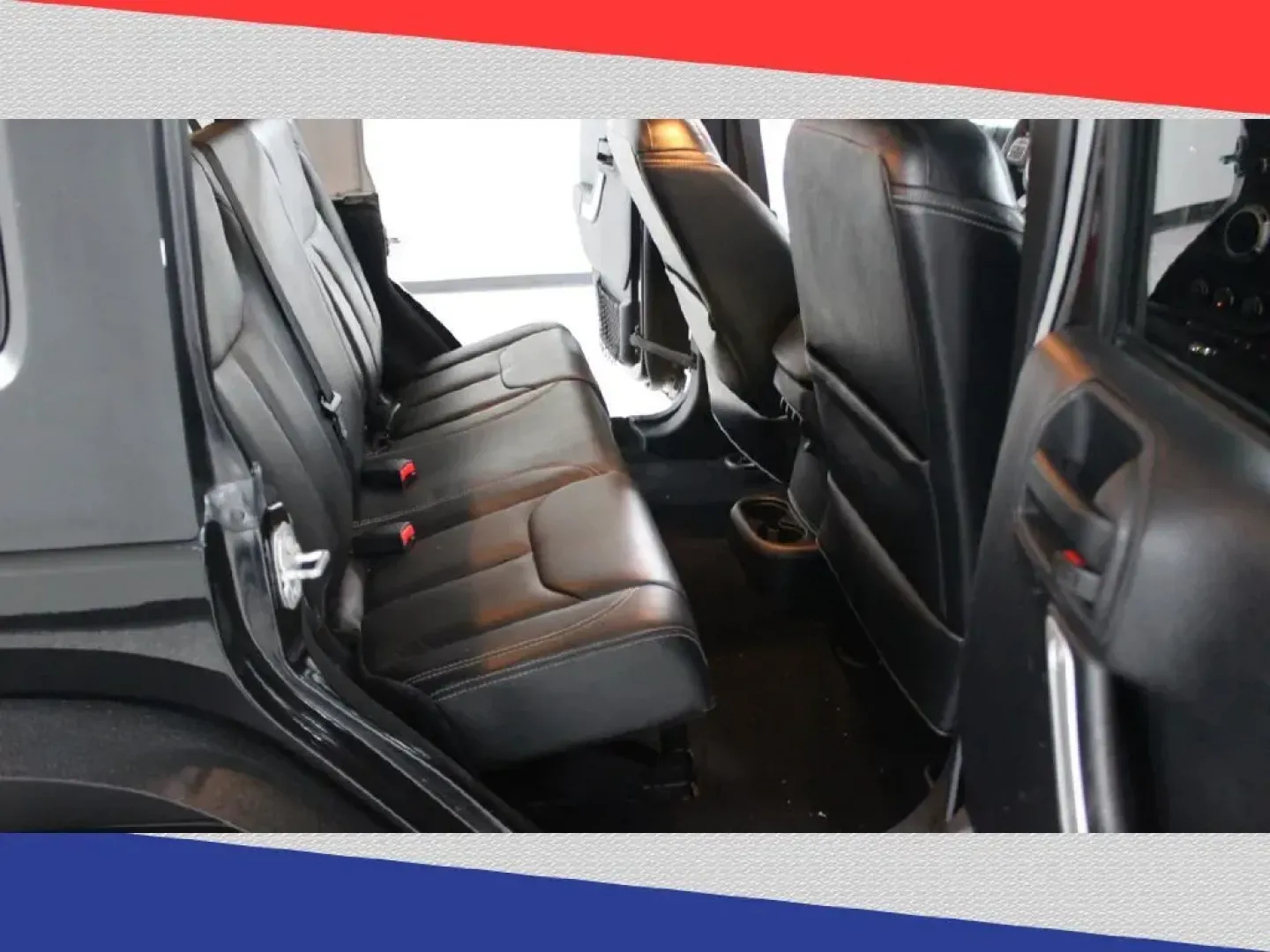 2016 Jeep Wrangler Unlimited Rubicon 4WD (1C4BJWFG4GL) with an 3.6L V6 DOHC 24V FFV engine, Automatic transmission, located at 5170 N La Cholla Blvd, Tucson, AZ, 85705, (520) 989-0282, 32.228245, -111.011742 - 2016 Jeep Wrangler - Photo#23