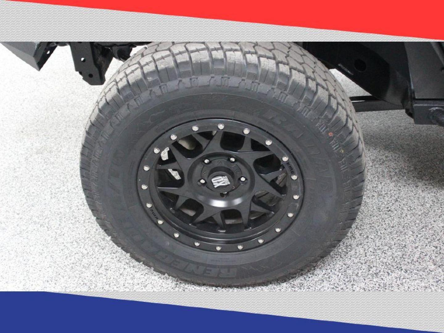 2016 Jeep Wrangler Unlimited Rubicon 4WD (1C4BJWFG4GL) with an 3.6L V6 DOHC 24V FFV engine, Automatic transmission, located at 5170 N La Cholla Blvd, Tucson, AZ, 85705, (520) 989-0282, 32.228245, -111.011742 - 2016 Jeep Wrangler - Photo#36