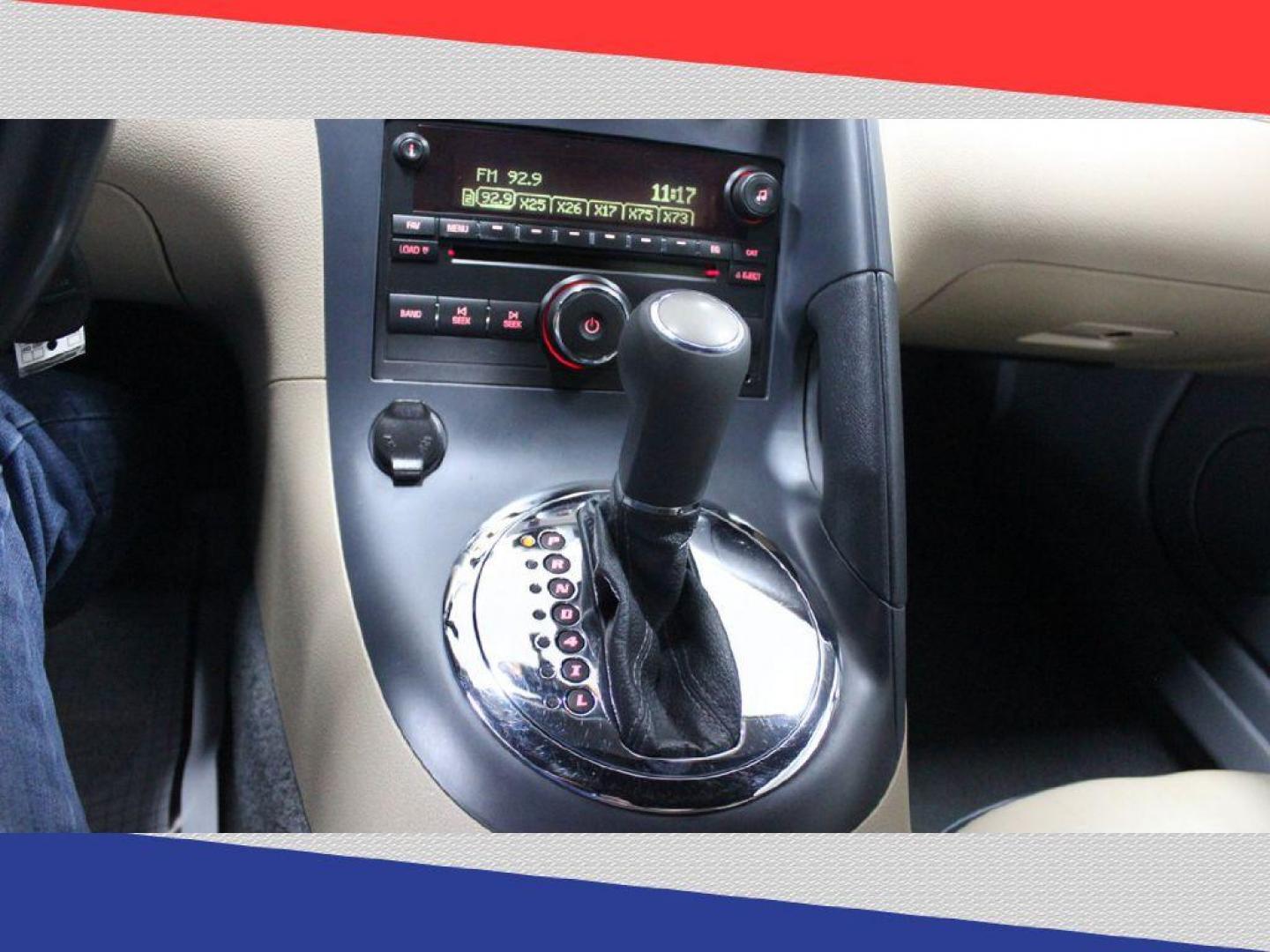 2006 Pontiac Solstice Roadster (1G2MB35B36Y) with an 2.4L L4 DOHC 16V engine, 5-Speed Manual Overdrive transmission, located at 5170 N La Cholla Blvd, Tucson, AZ, 85705, (520) 989-0282, 32.228245, -111.011742 - 2006 Pontiac Solstice - Photo#17