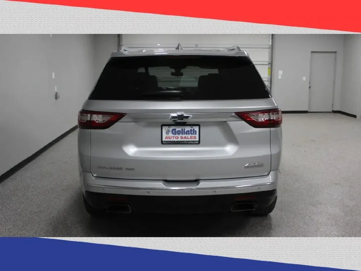 2019 Chevrolet Traverse Premier AWD (1GNEVJKW9KJ) with an 3.6L V6 DOHC 24V engine, 9A transmission, located at 5170 N La Cholla Blvd, Tucson, AZ, 85705, (520) 989-0282, 32.228245, -111.011742 - 2019 Chevrolet Traverse - Photo#3
