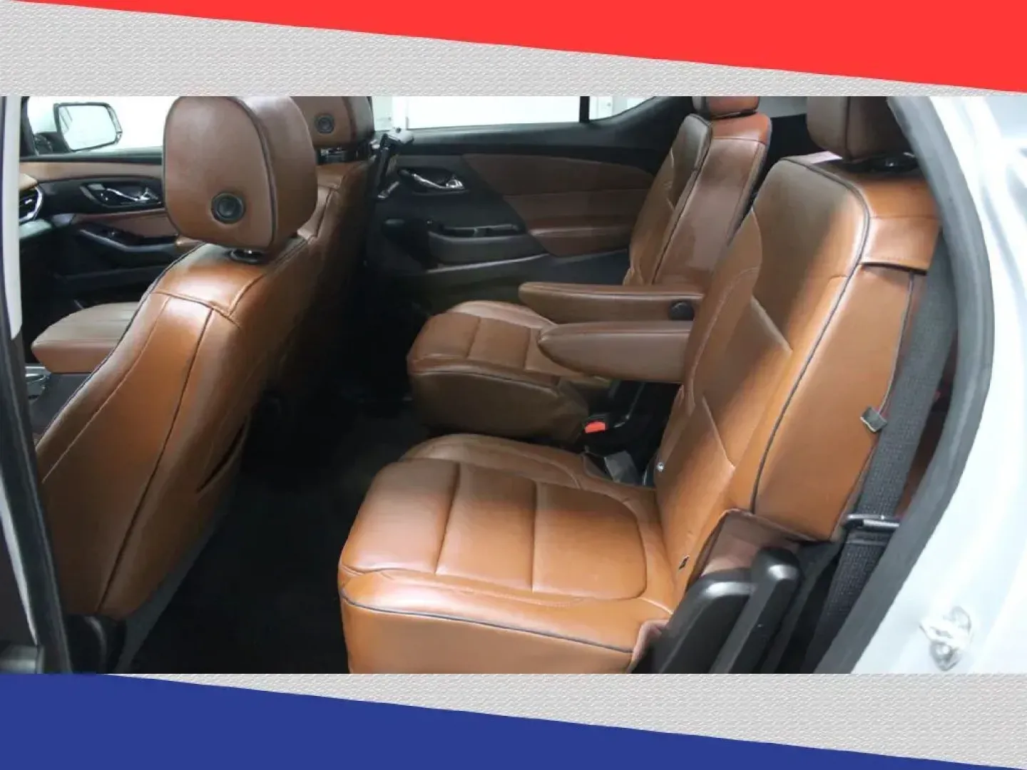 2019 Chevrolet Traverse Premier AWD (1GNEVJKW9KJ) with an 3.6L V6 DOHC 24V engine, 9A transmission, located at 5170 N La Cholla Blvd, Tucson, AZ, 85705, (520) 989-0282, 32.228245, -111.011742 - 2019 Chevrolet Traverse - Photo#30