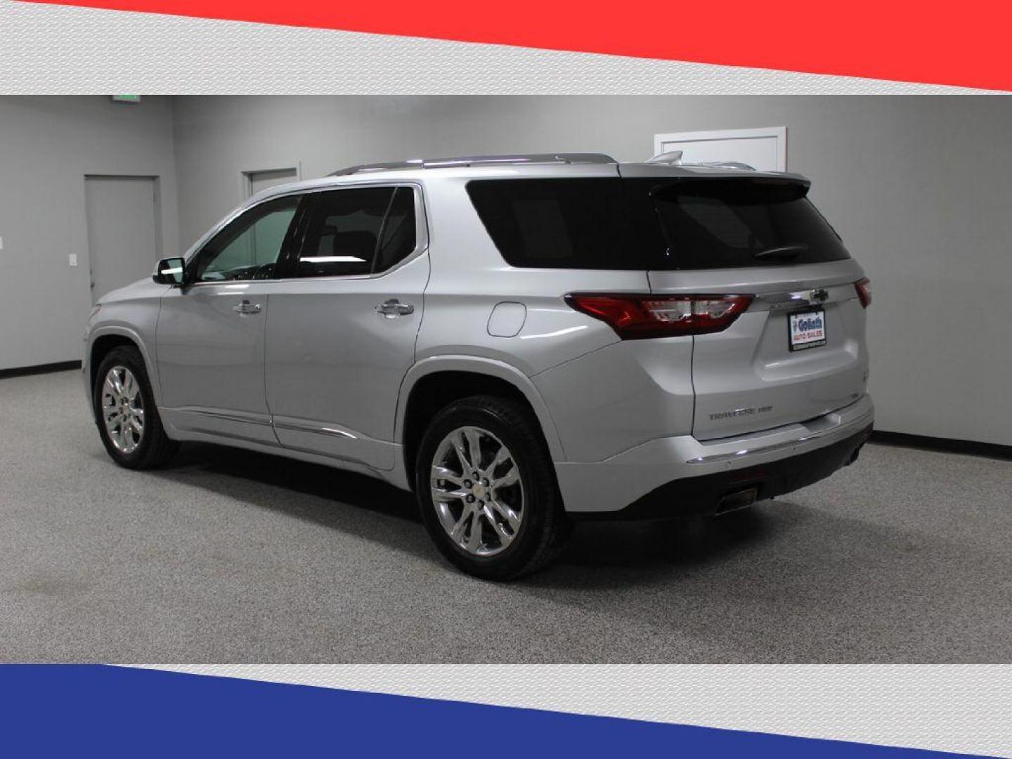 2019 Chevrolet Traverse Premier AWD (1GNEVJKW9KJ) with an 3.6L V6 DOHC 24V engine, 9A transmission, located at 5170 N La Cholla Blvd, Tucson, AZ, 85705, (520) 989-0282, 32.228245, -111.011742 - 2019 Chevrolet Traverse - Photo#4