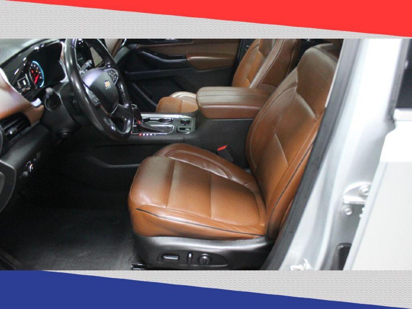 2019 Chevrolet Traverse Premier AWD (1GNEVJKW9KJ) with an 3.6L V6 DOHC 24V engine, 9A transmission, located at 5170 N La Cholla Blvd, Tucson, AZ, 85705, (520) 989-0282, 32.228245, -111.011742 - 2019 Chevrolet Traverse - Photo#10