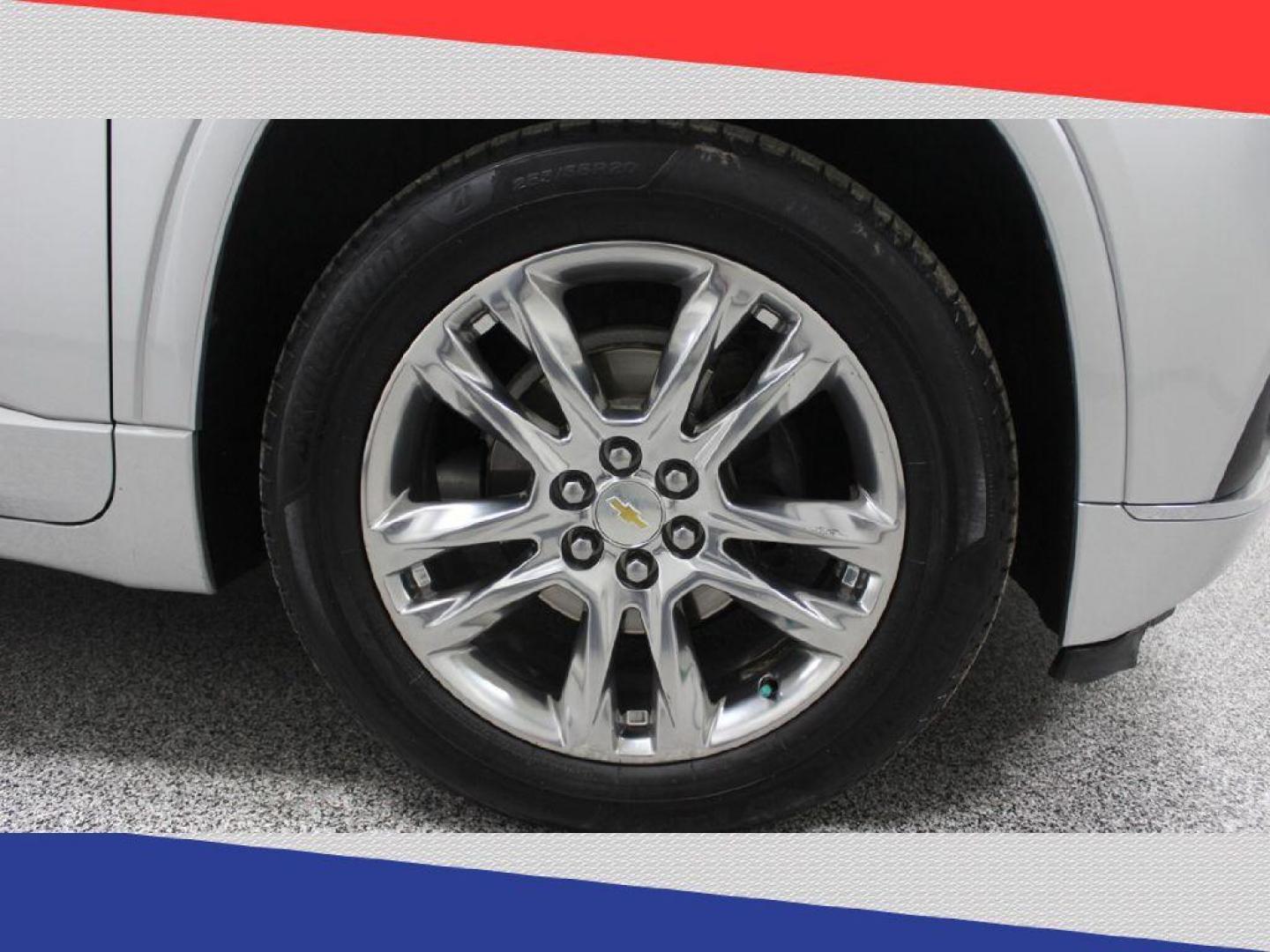 2019 Chevrolet Traverse Premier AWD (1GNEVJKW9KJ) with an 3.6L V6 DOHC 24V engine, 9A transmission, located at 5170 N La Cholla Blvd, Tucson, AZ, 85705, (520) 989-0282, 32.228245, -111.011742 - 2019 Chevrolet Traverse - Photo#49