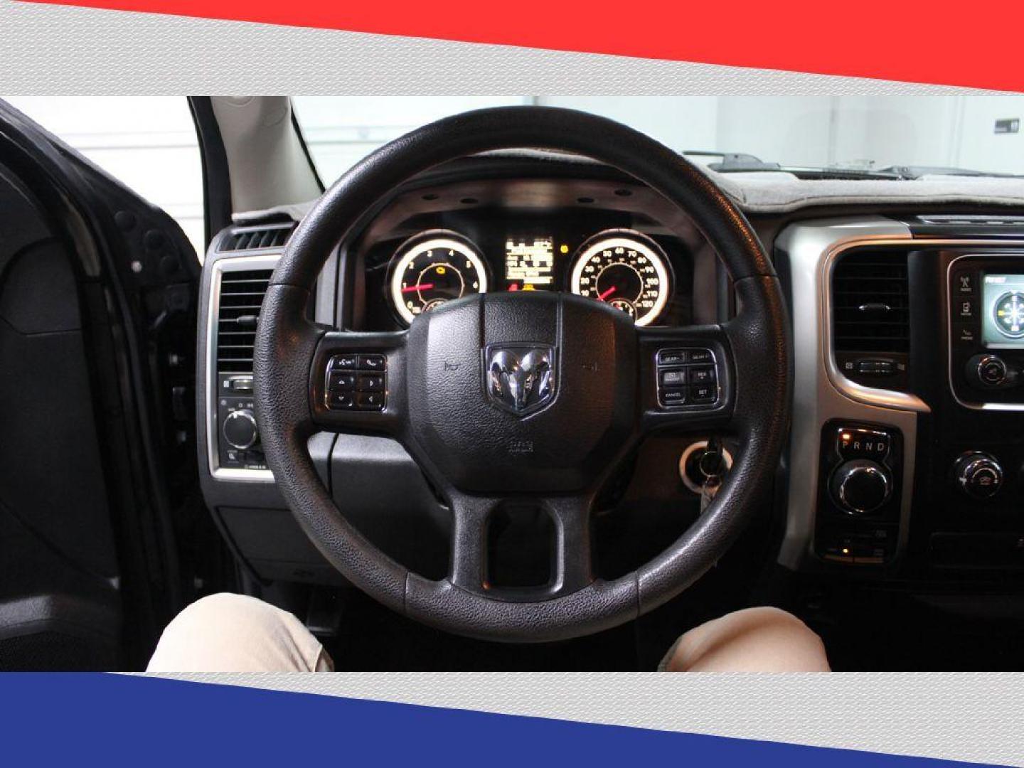 2018 Ram 1500 SLT Quad Cab 4WD (1C6RR7GG0JS) with an 3.6L V6 DOHC 24V FFV engine, 8A transmission, located at 5170 N La Cholla Blvd, Tucson, AZ, 85705, (520) 989-0282, 32.228245, -111.011742 - 2018 Ram 1500 - Photo#13