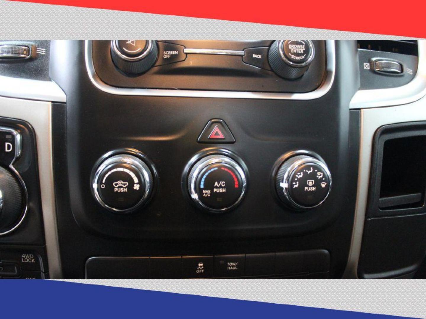 2018 Ram 1500 SLT Quad Cab 4WD (1C6RR7GG0JS) with an 3.6L V6 DOHC 24V FFV engine, 8A transmission, located at 5170 N La Cholla Blvd, Tucson, AZ, 85705, (520) 989-0282, 32.228245, -111.011742 - 2018 Ram 1500 - Photo#19