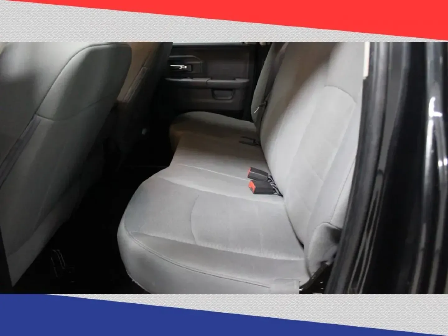 2018 Ram 1500 SLT Quad Cab 4WD (1C6RR7GG0JS) with an 3.6L V6 DOHC 24V FFV engine, 8A transmission, located at 5170 N La Cholla Blvd, Tucson, AZ, 85705, (520) 989-0282, 32.228245, -111.011742 - 2018 Ram 1500 - Photo#20