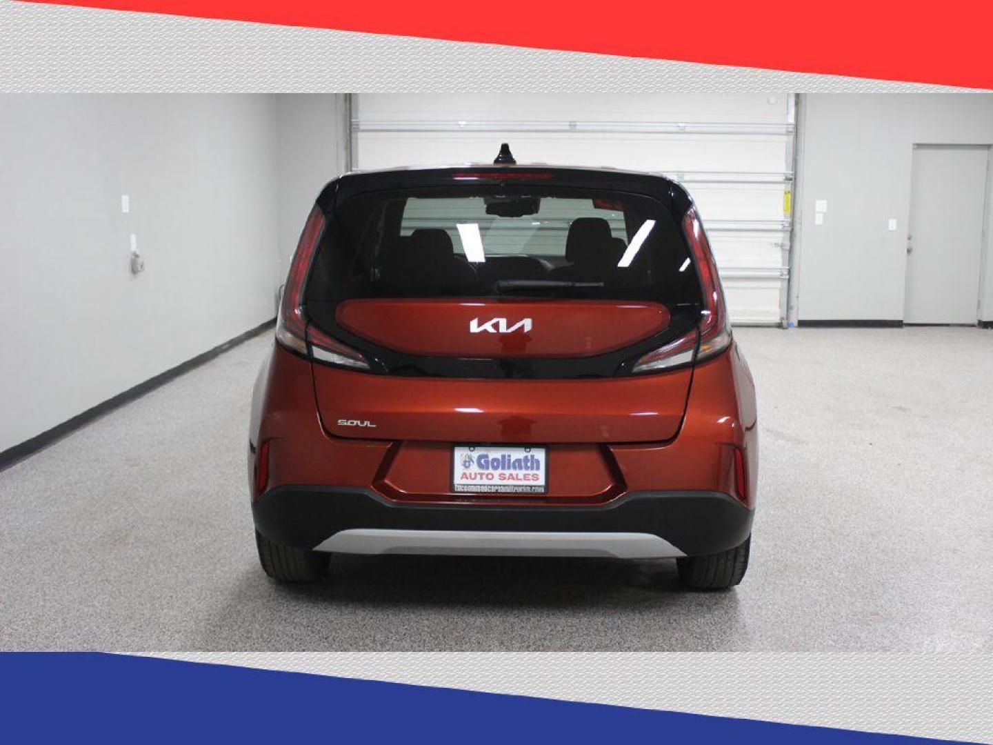 2023 Kia Soul LX CVT (KNDJ23AUXP7) with an 2.0L L4 DOHC 16V engine, CVT transmission, located at 5170 N La Cholla Blvd, Tucson, AZ, 85705, (520) 989-0282, 32.228245, -111.011742 - 2023 Kia Soul - Photo#3