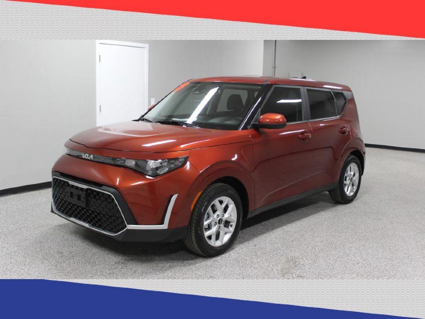 2023 Kia Soul LX CVT (KNDJ23AUXP7) with an 2.0L L4 DOHC 16V engine, CVT transmission, located at 5170 N La Cholla Blvd, Tucson, AZ, 85705, (520) 989-0282, 32.228245, -111.011742 - 2023 Kia Soul - Photo#6
