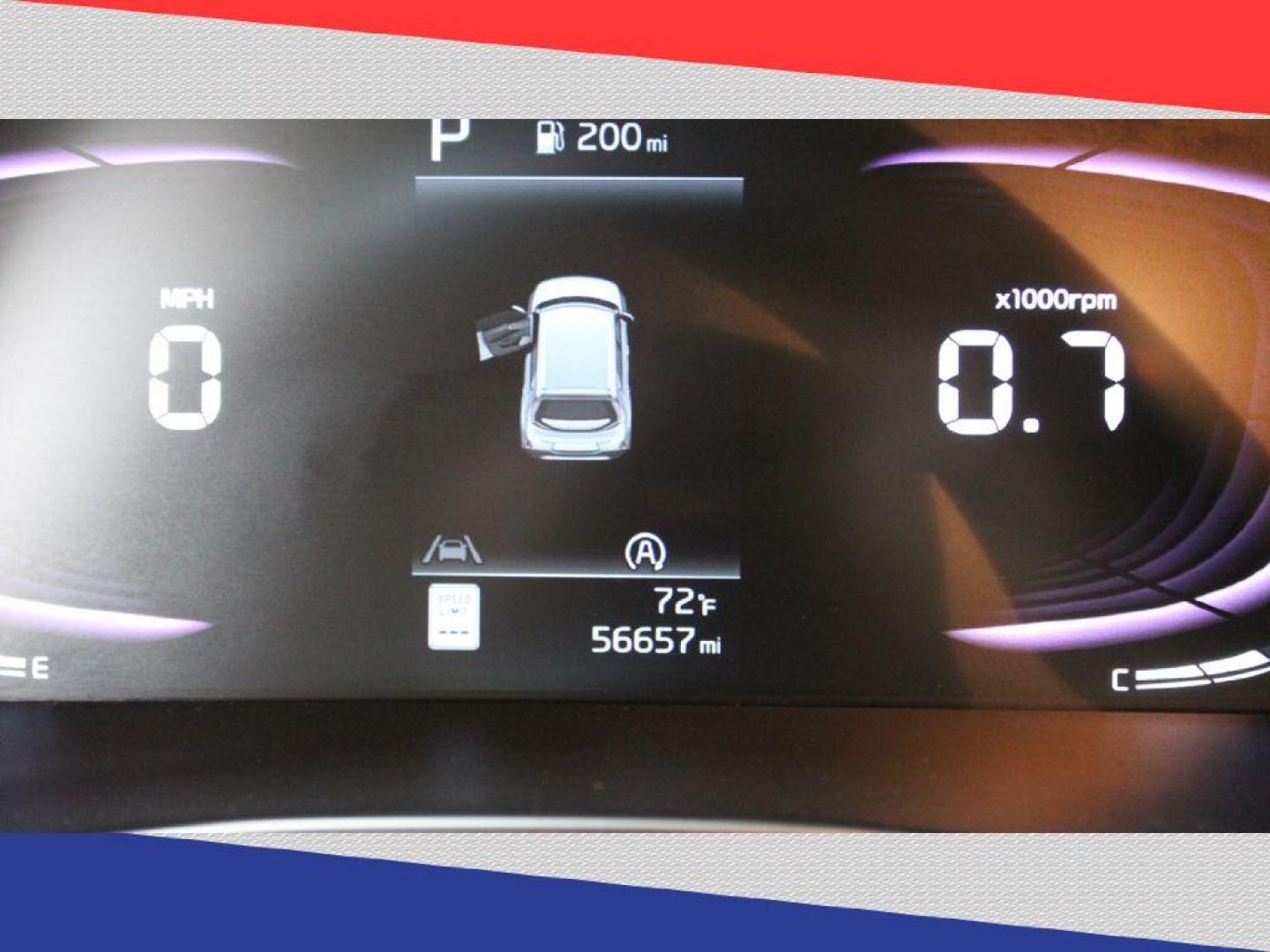 2023 Kia Soul LX CVT (KNDJ23AUXP7) with an 2.0L L4 DOHC 16V engine, CVT transmission, located at 5170 N La Cholla Blvd, Tucson, AZ, 85705, (520) 989-0282, 32.228245, -111.011742 - 2023 Kia Soul - Photo#8