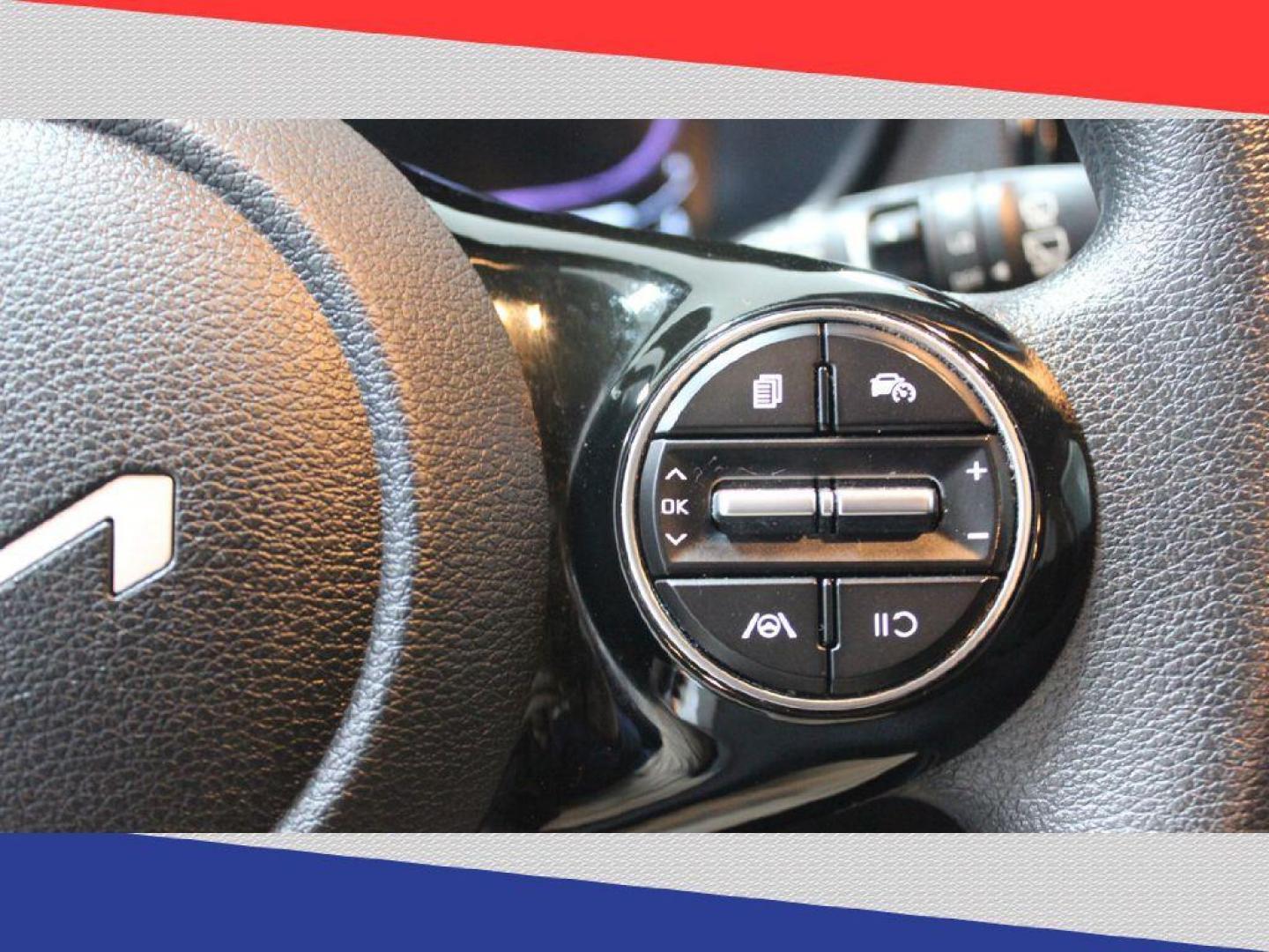 2023 Kia Soul LX CVT (KNDJ23AUXP7) with an 2.0L L4 DOHC 16V engine, CVT transmission, located at 5170 N La Cholla Blvd, Tucson, AZ, 85705, (520) 989-0282, 32.228245, -111.011742 - 2023 Kia Soul - Photo#15