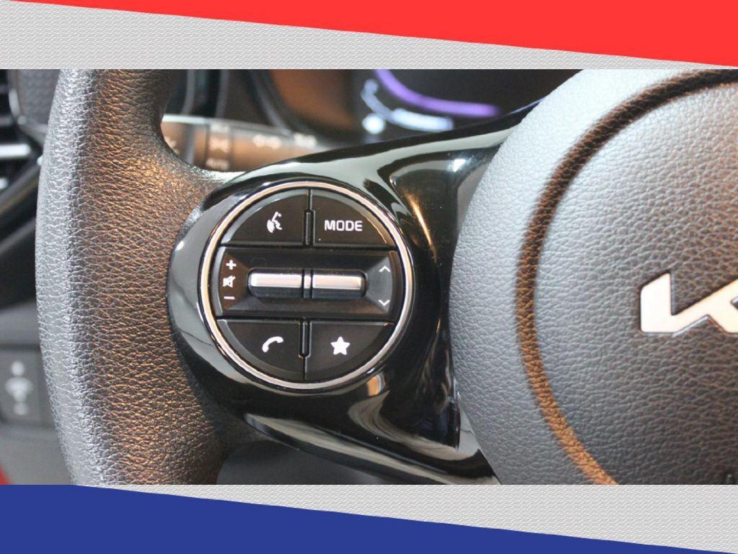 2023 Kia Soul LX CVT (KNDJ23AUXP7) with an 2.0L L4 DOHC 16V engine, CVT transmission, located at 5170 N La Cholla Blvd, Tucson, AZ, 85705, (520) 989-0282, 32.228245, -111.011742 - 2023 Kia Soul - Photo#16