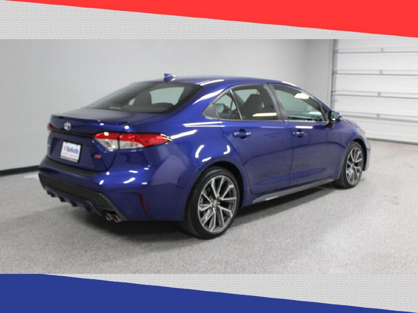 2021 Toyota Corolla SE (5YFS4MCE5MP) with an 2.0L L4 DOHC 16V engine, CVT transmission, located at 5170 N La Cholla Blvd, Tucson, AZ, 85705, (520) 989-0282, 32.228245, -111.011742 - 2021 Toyota Corolla - Photo#2