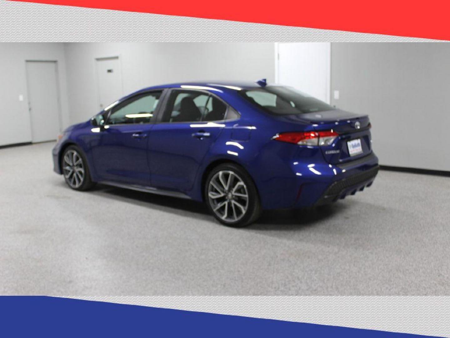 2021 Toyota Corolla SE (5YFS4MCE5MP) with an 2.0L L4 DOHC 16V engine, CVT transmission, located at 5170 N La Cholla Blvd, Tucson, AZ, 85705, (520) 989-0282, 32.228245, -111.011742 - 2021 Toyota Corolla - Photo#4