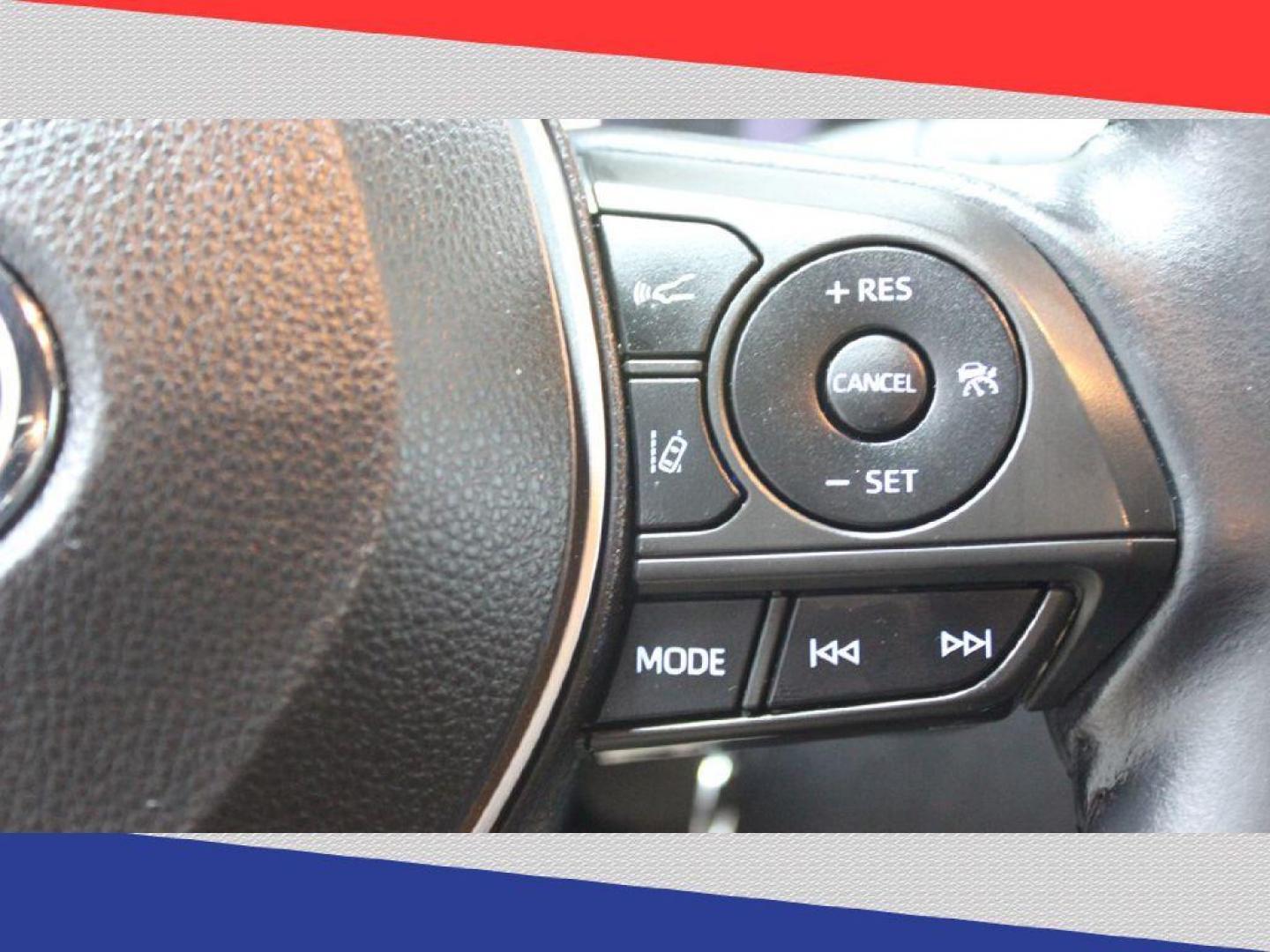 2021 Toyota Corolla SE (5YFS4MCE5MP) with an 2.0L L4 DOHC 16V engine, CVT transmission, located at 5170 N La Cholla Blvd, Tucson, AZ, 85705, (520) 989-0282, 32.228245, -111.011742 - 2021 Toyota Corolla - Photo#14