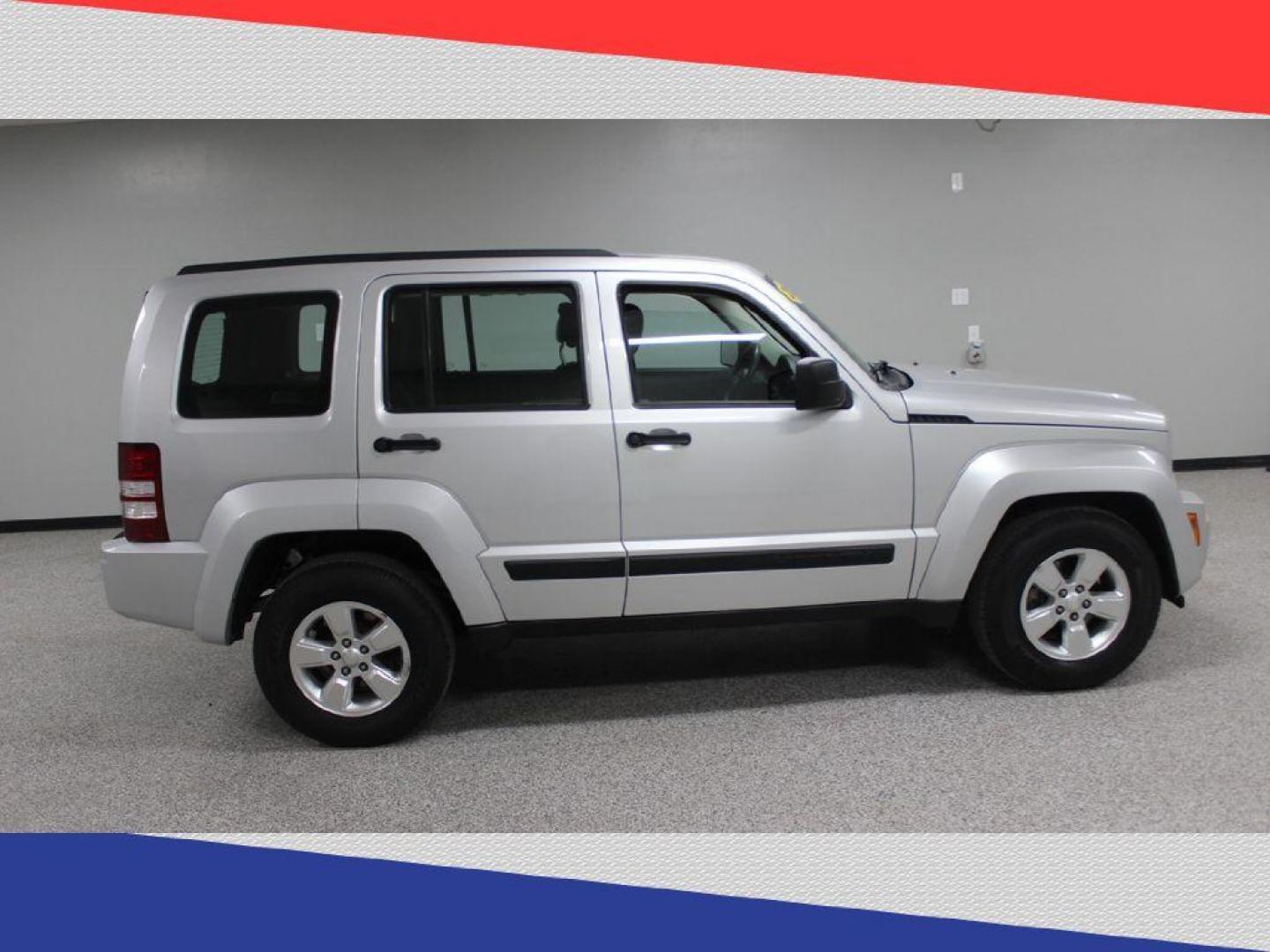 2012 Jeep Liberty Sport 2WD (1C4PJLAK2CW) with an 3.7L V6 SOHC 12V engine, 4-Speed Automatic transmission, located at 5170 N La Cholla Blvd, Tucson, AZ, 85705, (520) 989-0282, 32.228245, -111.011742 - 2012 Jeep Liberty - Photo#1