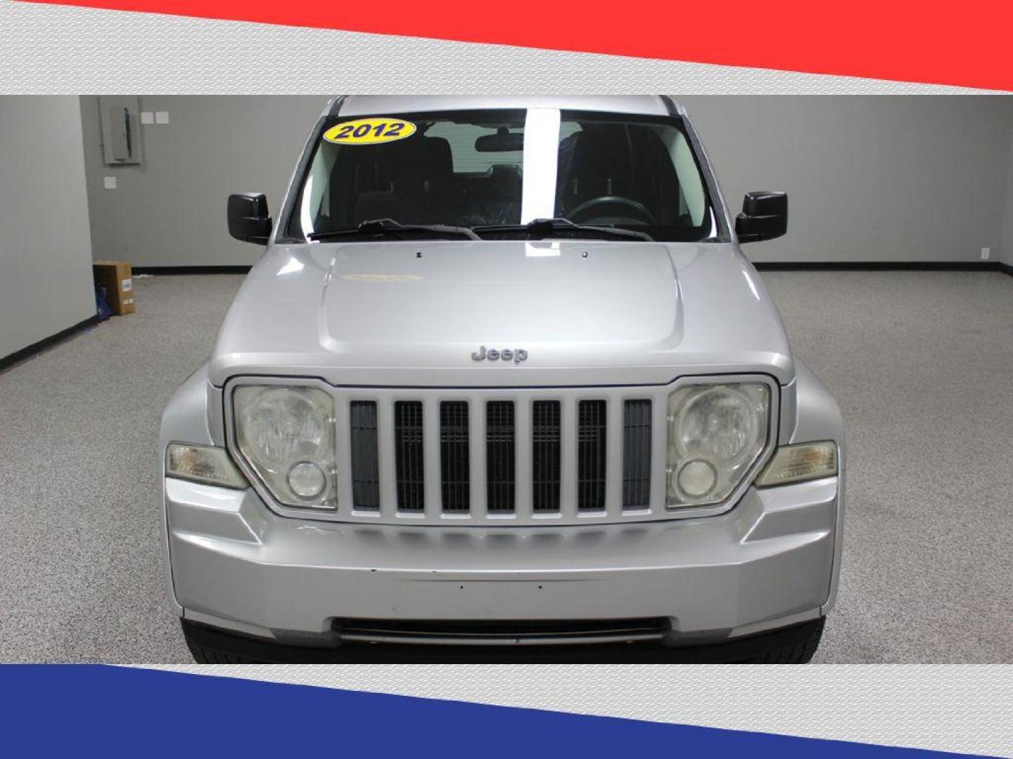 2012 Jeep Liberty Sport 2WD (1C4PJLAK2CW) with an 3.7L V6 SOHC 12V engine, 4-Speed Automatic transmission, located at 5170 N La Cholla Blvd, Tucson, AZ, 85705, (520) 989-0282, 32.228245, -111.011742 - 2012 Jeep Liberty - Photo#7