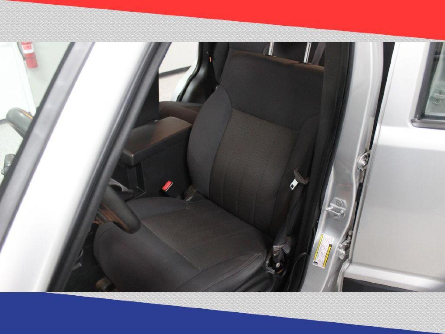 2012 Jeep Liberty Sport 2WD (1C4PJLAK2CW) with an 3.7L V6 SOHC 12V engine, 4-Speed Automatic transmission, located at 5170 N La Cholla Blvd, Tucson, AZ, 85705, (520) 989-0282, 32.228245, -111.011742 - 2012 Jeep Liberty - Photo#11