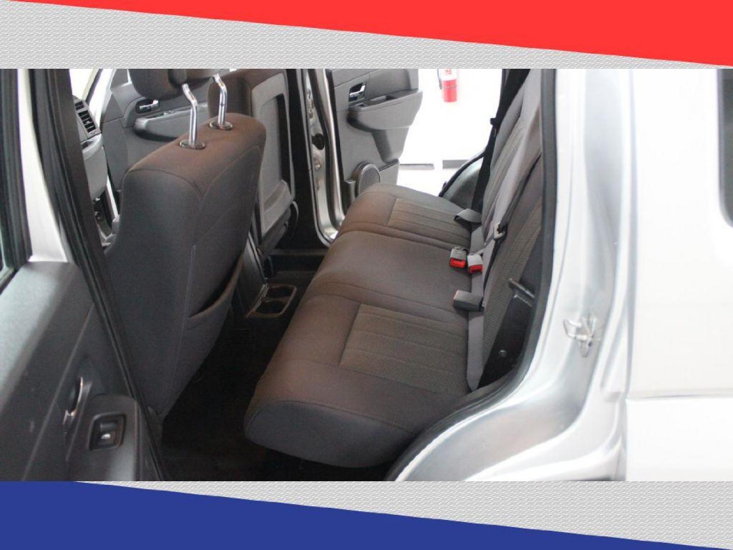2012 Jeep Liberty Sport 2WD (1C4PJLAK2CW) with an 3.7L V6 SOHC 12V engine, 4-Speed Automatic transmission, located at 5170 N La Cholla Blvd, Tucson, AZ, 85705, (520) 989-0282, 32.228245, -111.011742 - 2012 Jeep Liberty - Photo#19