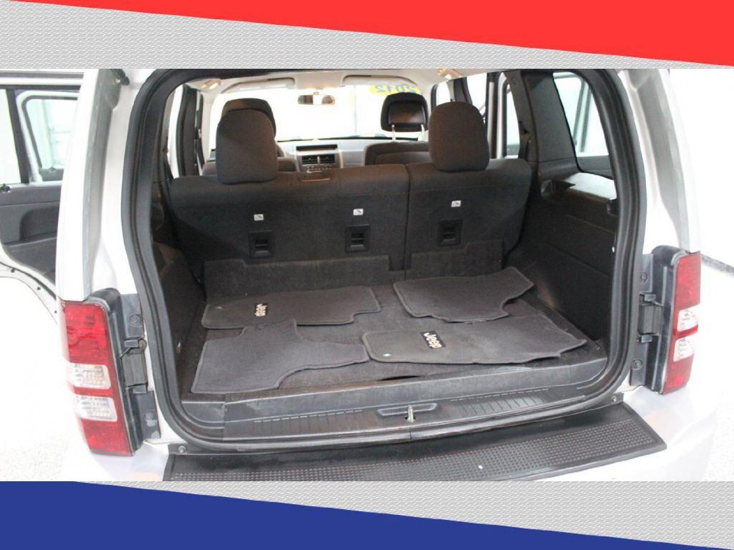 2012 Jeep Liberty Sport 2WD (1C4PJLAK2CW) with an 3.7L V6 SOHC 12V engine, 4-Speed Automatic transmission, located at 5170 N La Cholla Blvd, Tucson, AZ, 85705, (520) 989-0282, 32.228245, -111.011742 - 2012 Jeep Liberty - Photo#20