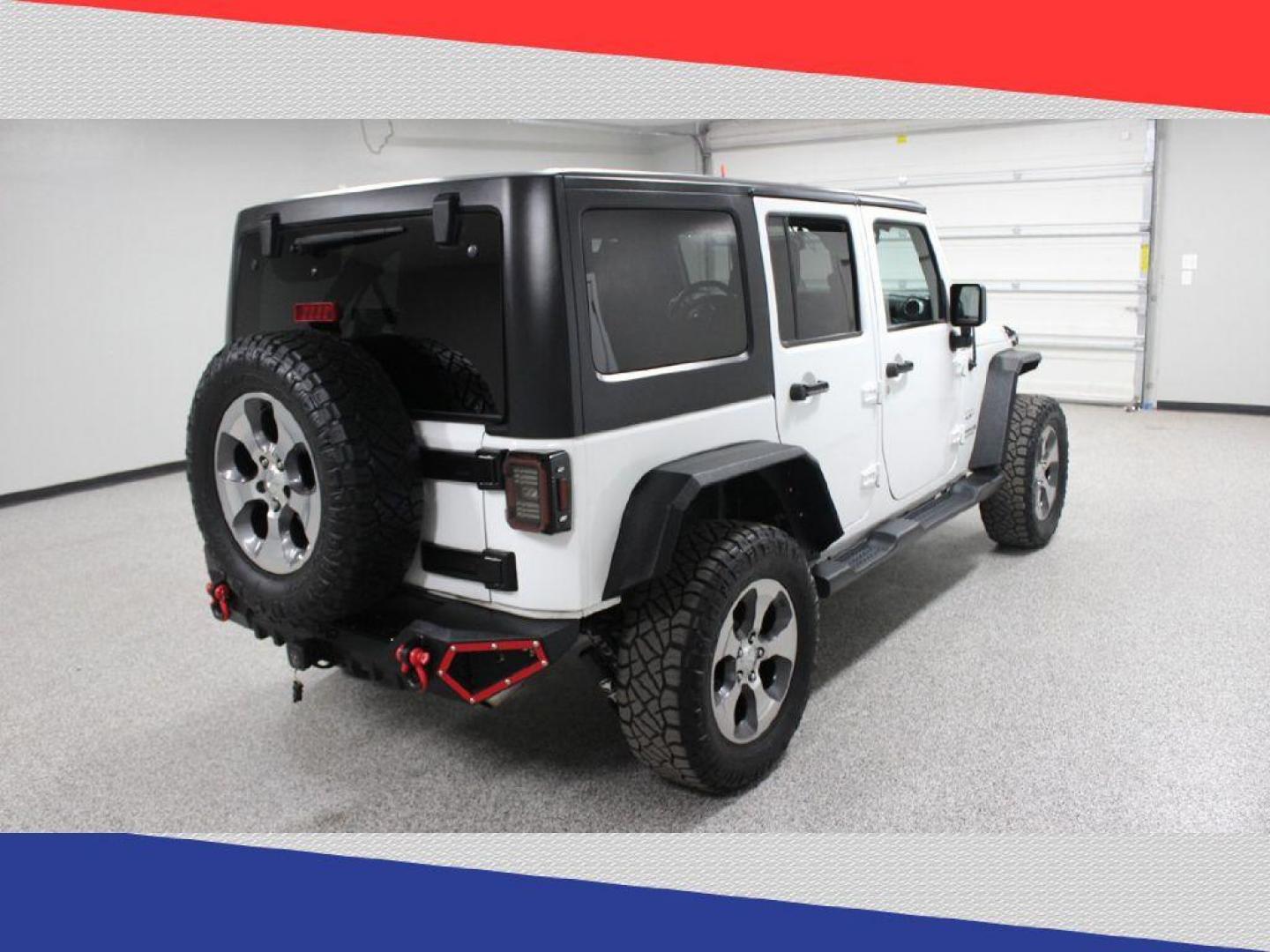 2017 Jeep Wrangler Unlimited Sahara 4WD (1C4HJWEG8HL) with an 3.6L V6 DOHC 24V FFV engine, Automatic transmission, located at 5170 N La Cholla Blvd, Tucson, AZ, 85705, (520) 989-0282, 32.228245, -111.011742 - 2017 Jeep Wrangler - Photo#2