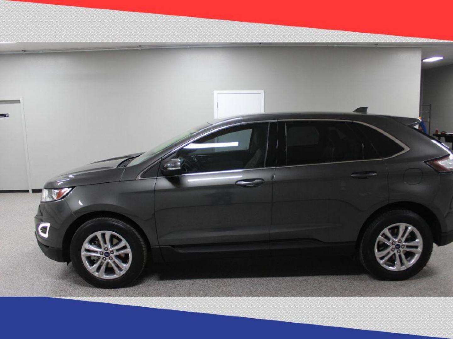 2016 Ford Edge SEL FWD (2FMPK3J98GB) with an 2.0L L4 DOHC 16V engine, 6A transmission, located at 5170 N La Cholla Blvd, Tucson, AZ, 85705, (520) 989-0282, 32.228245, -111.011742 - 2016 Ford Edge - Photo#5