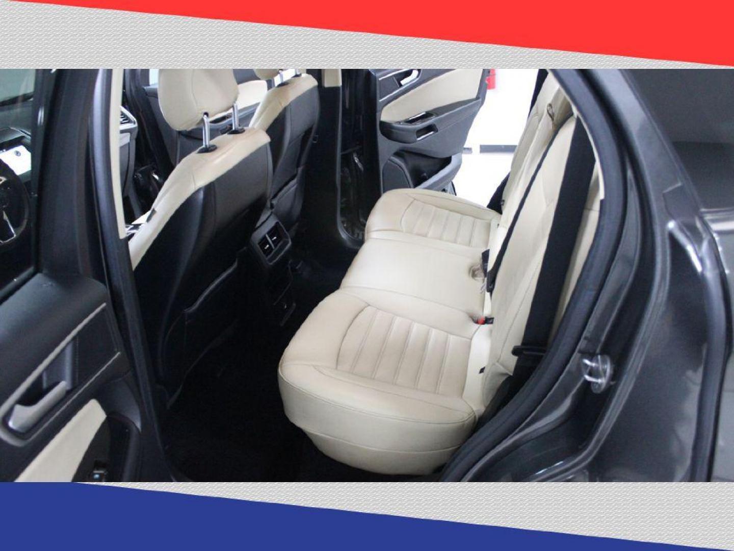 2016 Ford Edge SEL FWD (2FMPK3J98GB) with an 2.0L L4 DOHC 16V engine, 6A transmission, located at 5170 N La Cholla Blvd, Tucson, AZ, 85705, (520) 989-0282, 32.228245, -111.011742 - 2016 Ford Edge - Photo#22