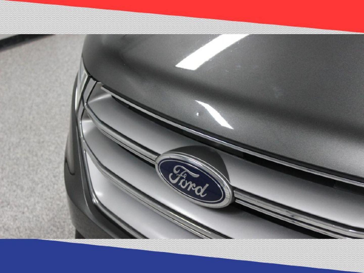 2016 Ford Edge SEL FWD (2FMPK3J98GB) with an 2.0L L4 DOHC 16V engine, 6A transmission, located at 5170 N La Cholla Blvd, Tucson, AZ, 85705, (520) 989-0282, 32.228245, -111.011742 - 2016 Ford Edge - Photo#29