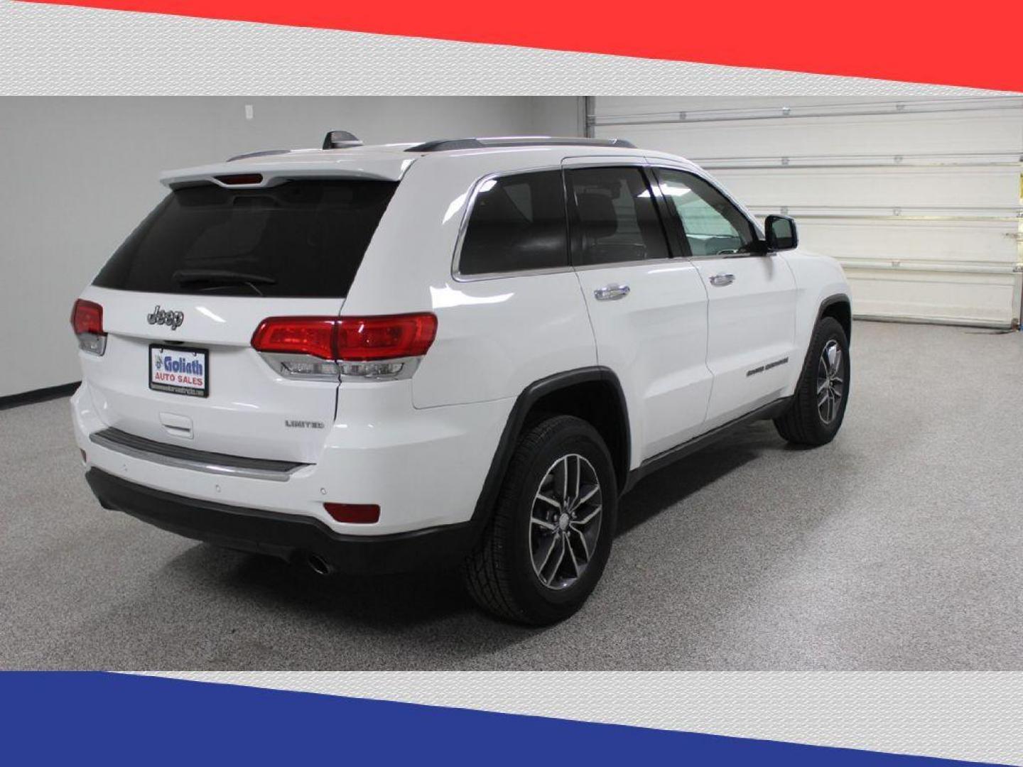 2017 Jeep Grand Cherokee Limited 2WD (1C4RJEBG5HC) with an 3.6L V6 DOHC 24V engine, 8A transmission, located at 5170 N La Cholla Blvd, Tucson, AZ, 85705, (520) 989-0282, 32.228245, -111.011742 - 2017 Jeep Grand Cherokee - Photo#2