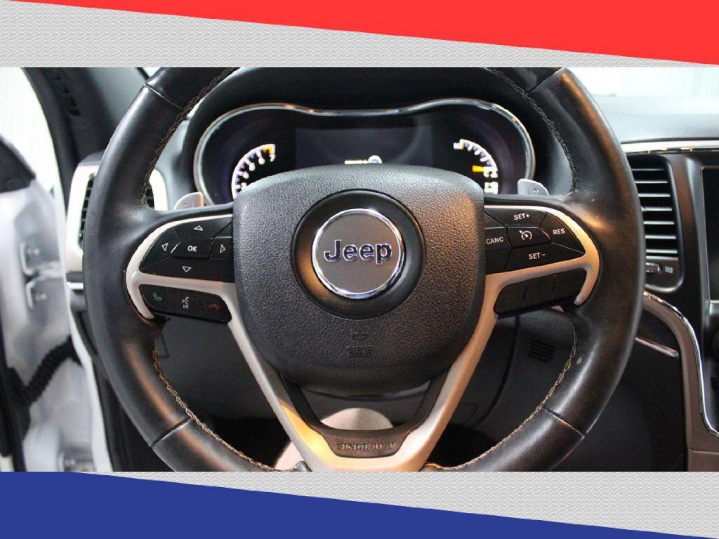 2017 Jeep Grand Cherokee Limited 2WD (1C4RJEBG5HC) with an 3.6L V6 DOHC 24V engine, 8A transmission, located at 5170 N La Cholla Blvd, Tucson, AZ, 85705, (520) 989-0282, 32.228245, -111.011742 - 2017 Jeep Grand Cherokee - Photo#14