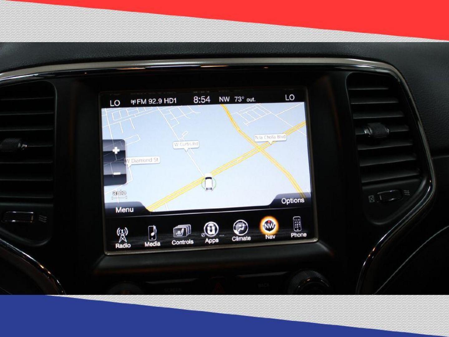 2017 Jeep Grand Cherokee Limited 2WD (1C4RJEBG5HC) with an 3.6L V6 DOHC 24V engine, 8A transmission, located at 5170 N La Cholla Blvd, Tucson, AZ, 85705, (520) 989-0282, 32.228245, -111.011742 - 2017 Jeep Grand Cherokee - Photo#19