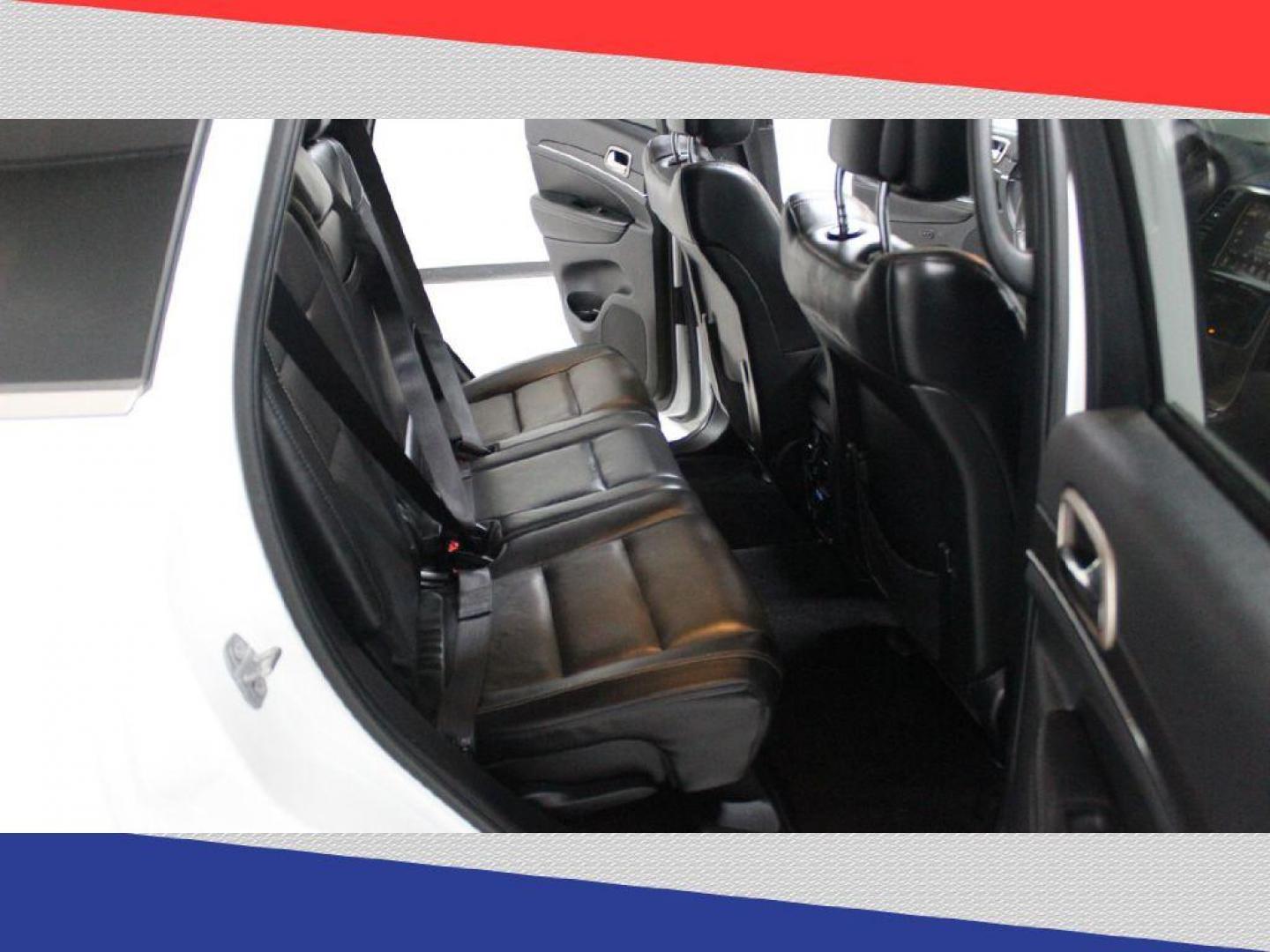 2017 Jeep Grand Cherokee Limited 2WD (1C4RJEBG5HC) with an 3.6L V6 DOHC 24V engine, 8A transmission, located at 5170 N La Cholla Blvd, Tucson, AZ, 85705, (520) 989-0282, 32.228245, -111.011742 - 2017 Jeep Grand Cherokee - Photo#34