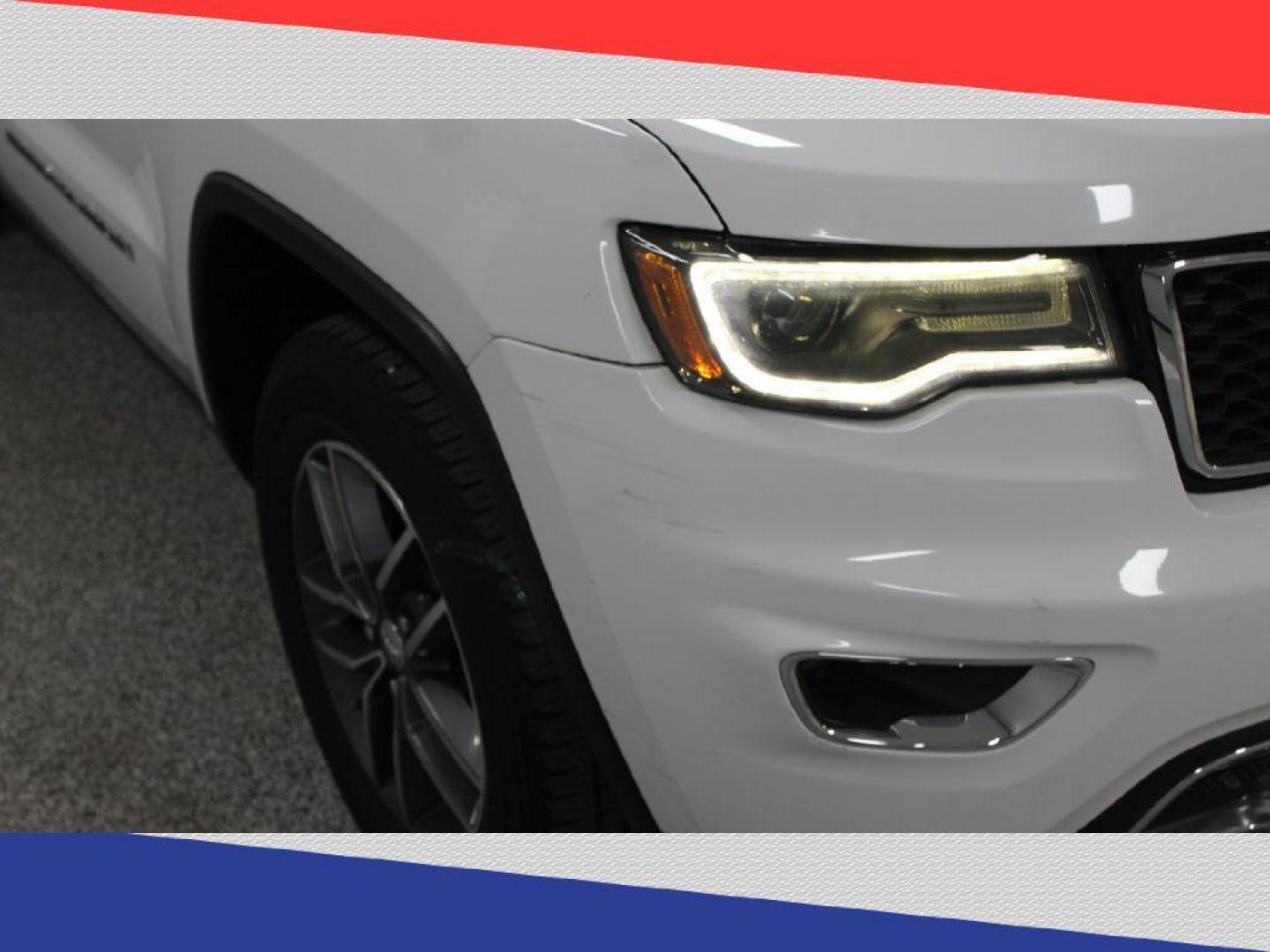 2017 Jeep Grand Cherokee Limited 2WD (1C4RJEBG5HC) with an 3.6L V6 DOHC 24V engine, 8A transmission, located at 5170 N La Cholla Blvd, Tucson, AZ, 85705, (520) 989-0282, 32.228245, -111.011742 - 2017 Jeep Grand Cherokee - Photo#39