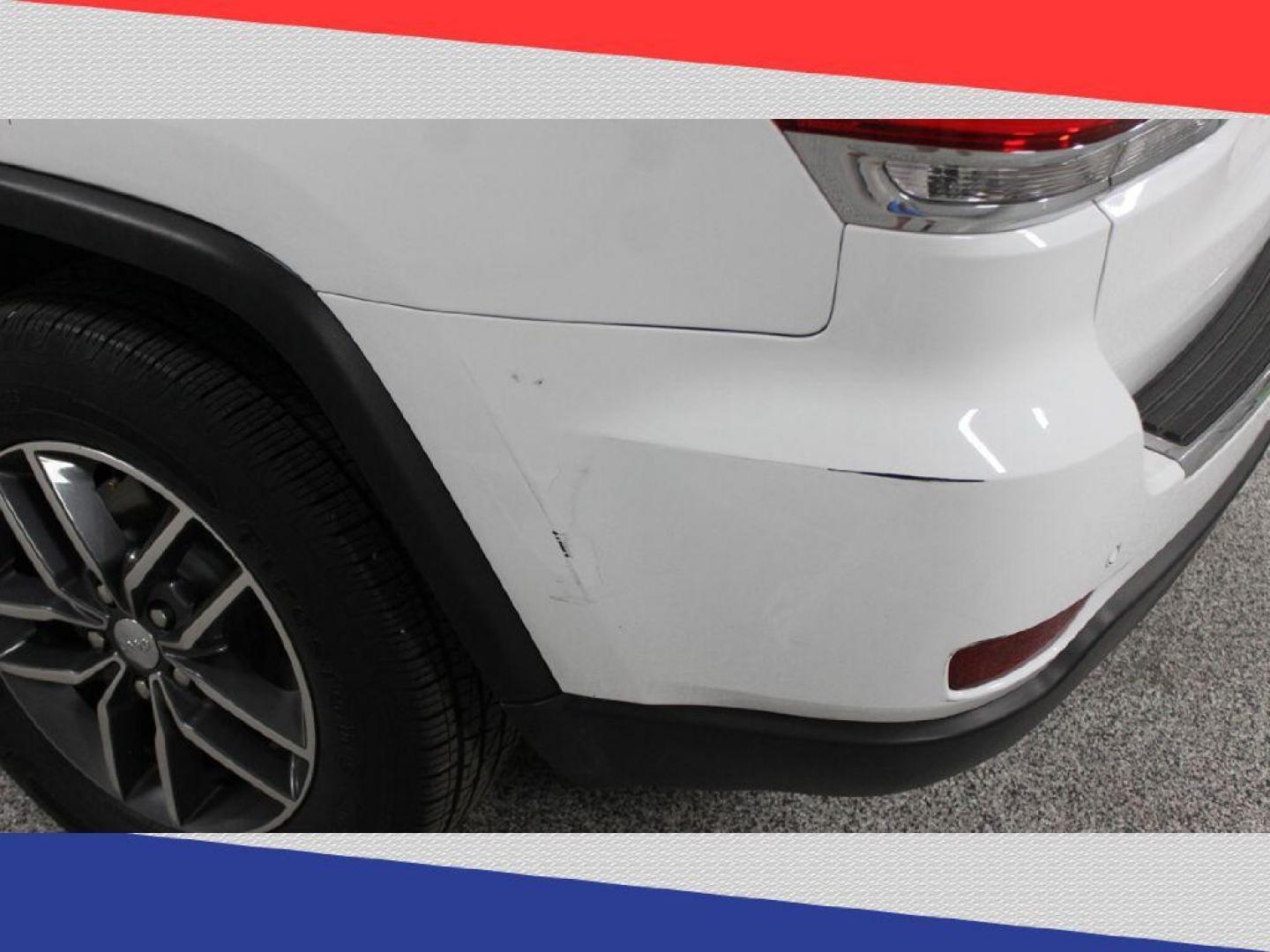 2017 Jeep Grand Cherokee Limited 2WD (1C4RJEBG5HC) with an 3.6L V6 DOHC 24V engine, 8A transmission, located at 5170 N La Cholla Blvd, Tucson, AZ, 85705, (520) 989-0282, 32.228245, -111.011742 - 2017 Jeep Grand Cherokee - Photo#42