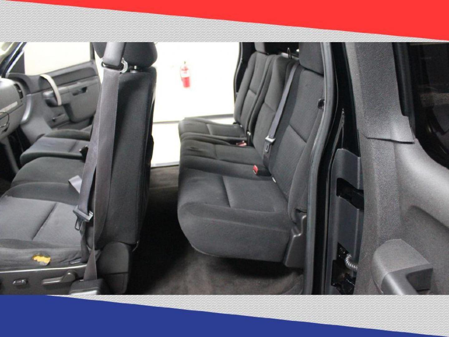 2011 GMC Sierra 1500 SLE Ext. Cab 2WD (1GTR1VE04BZ) with an 5.3L V8 OHV 16V FFV engine, 4-Speed Automatic transmission, located at 5170 N La Cholla Blvd, Tucson, AZ, 85705, (520) 989-0282, 32.228245, -111.011742 - 2011 GMC Sierra 1500 - Photo#23