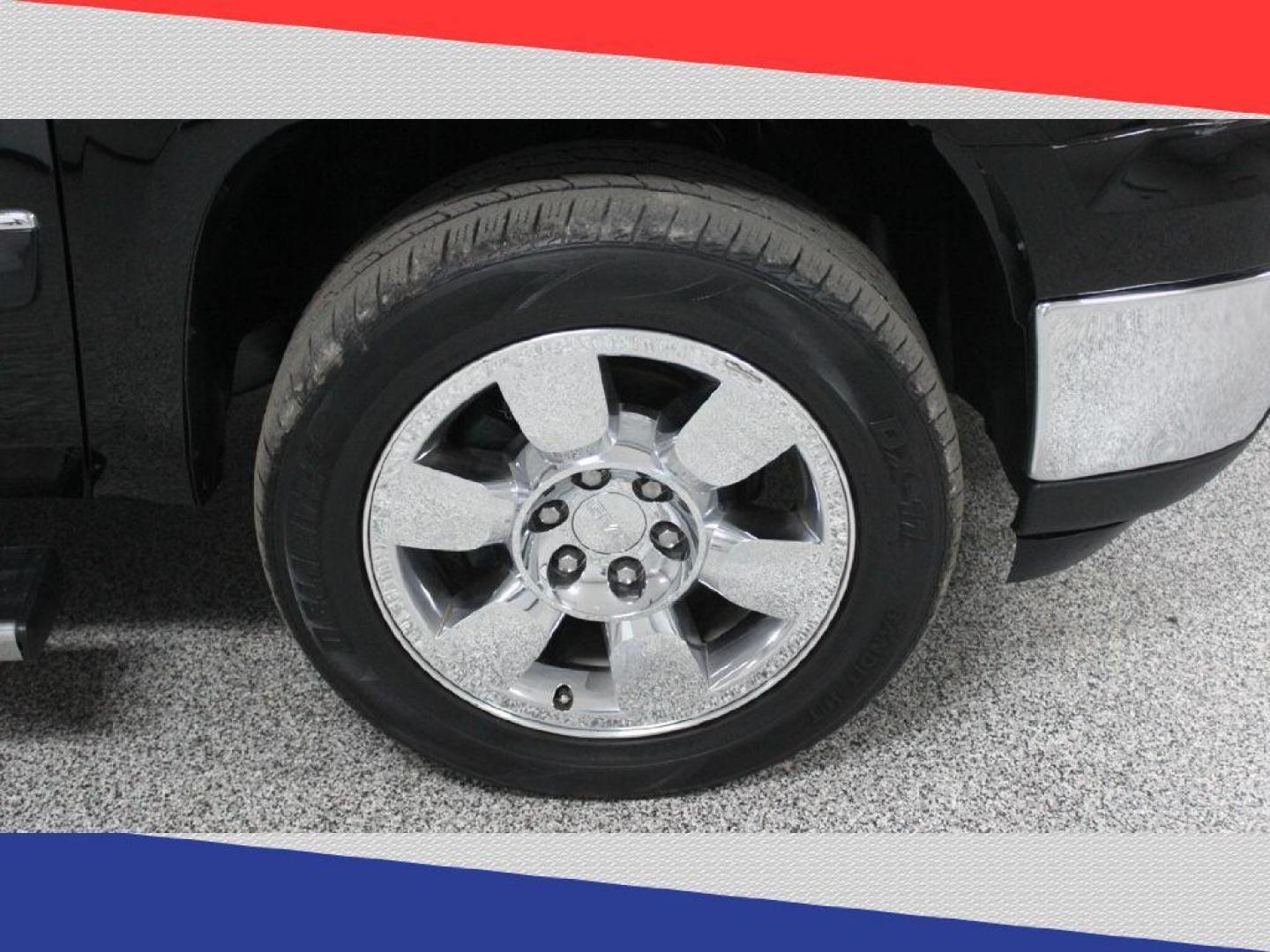 2011 GMC Sierra 1500 SLE Ext. Cab 2WD (1GTR1VE04BZ) with an 5.3L V8 OHV 16V FFV engine, 4-Speed Automatic transmission, located at 5170 N La Cholla Blvd, Tucson, AZ, 85705, (520) 989-0282, 32.228245, -111.011742 - 2011 GMC Sierra 1500 - Photo#39