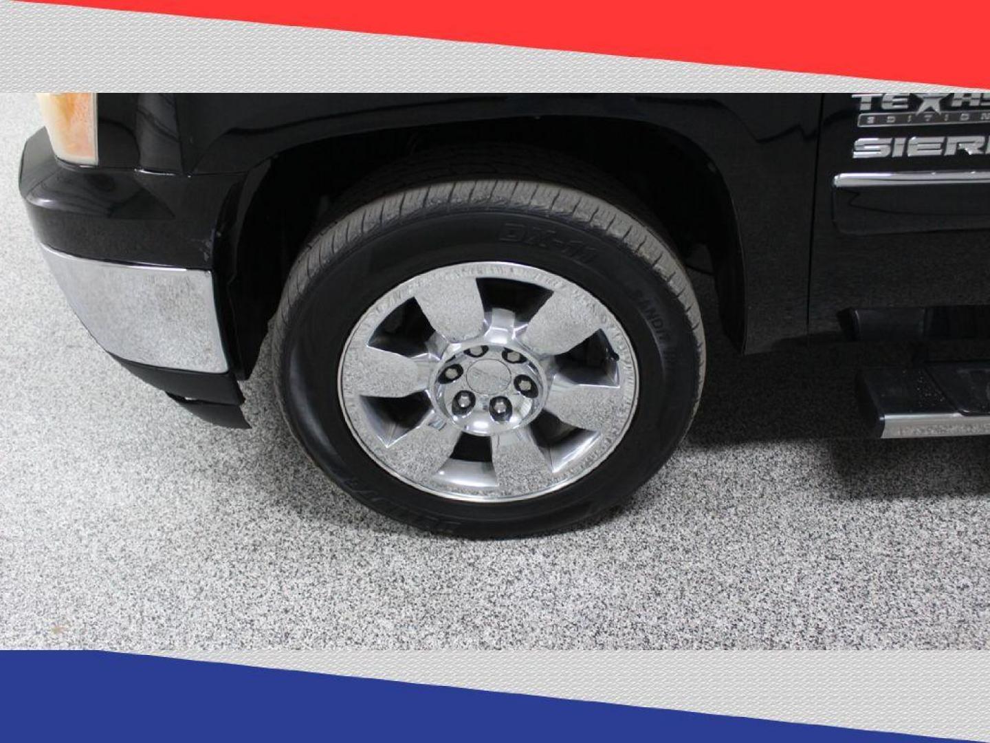 2011 GMC Sierra 1500 SLE Ext. Cab 2WD (1GTR1VE04BZ) with an 5.3L V8 OHV 16V FFV engine, 4-Speed Automatic transmission, located at 5170 N La Cholla Blvd, Tucson, AZ, 85705, (520) 989-0282, 32.228245, -111.011742 - 2011 GMC Sierra 1500 - Photo#42